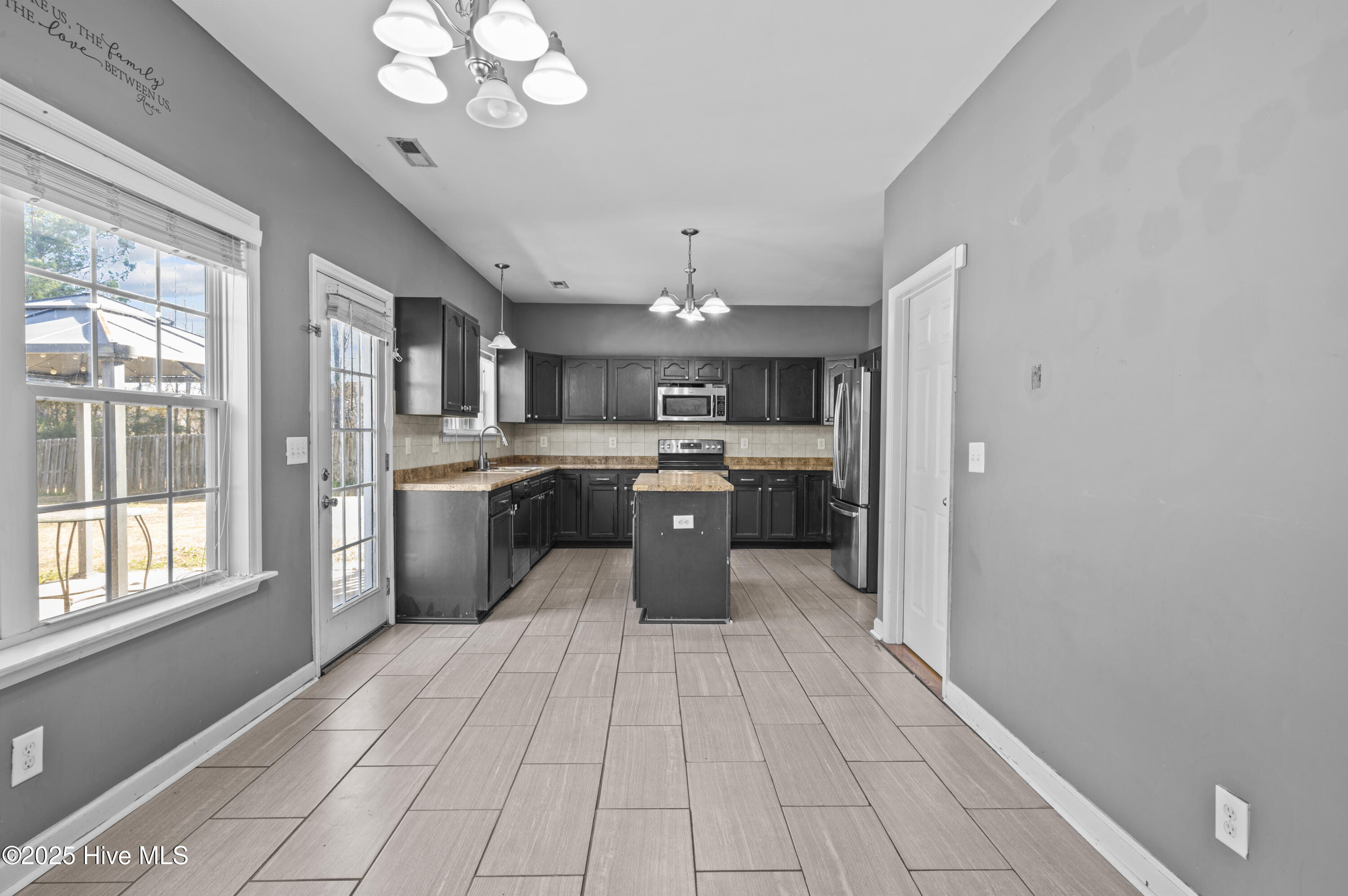 406 Little Creek Court
