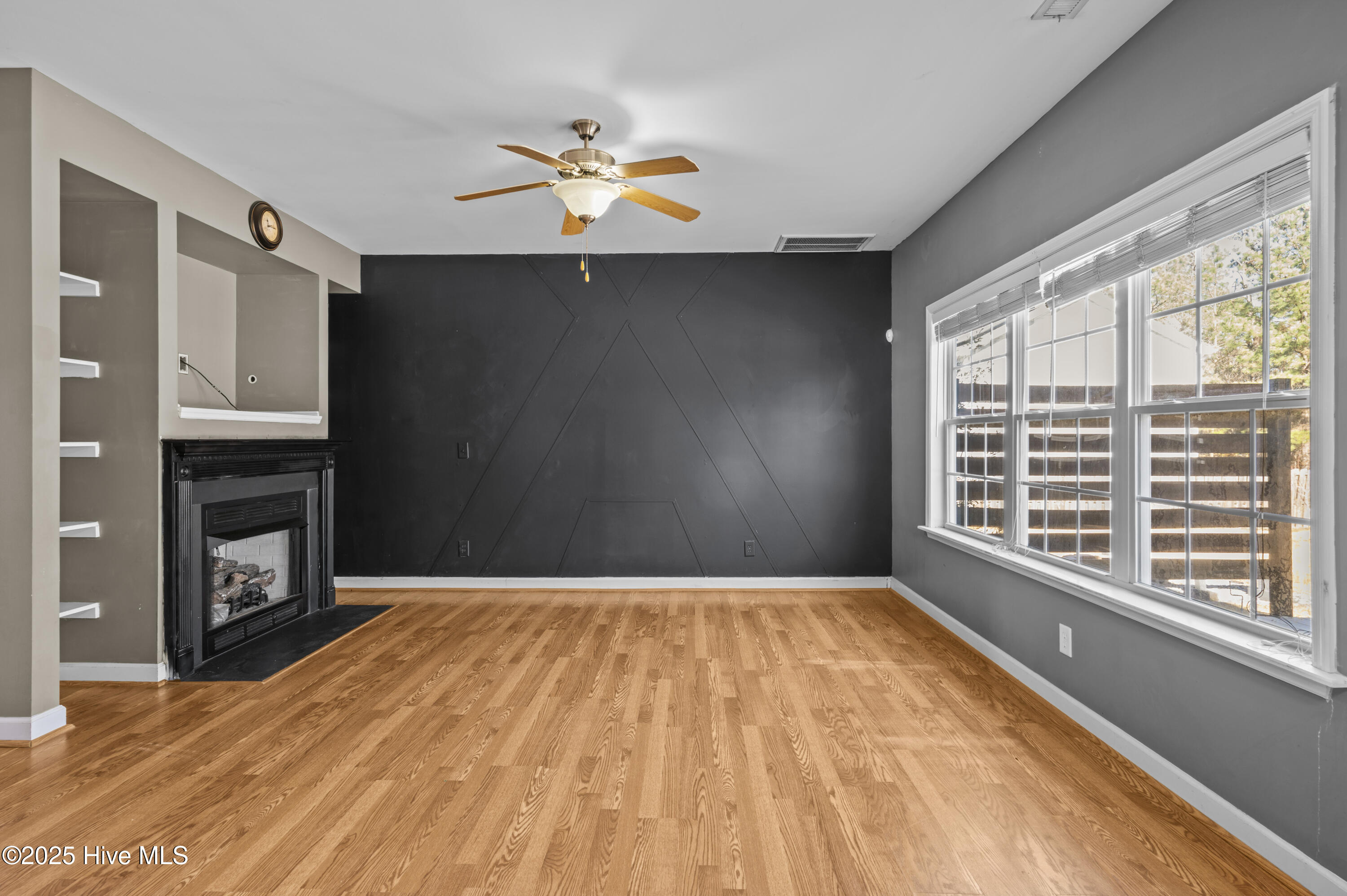 406 Little Creek Court