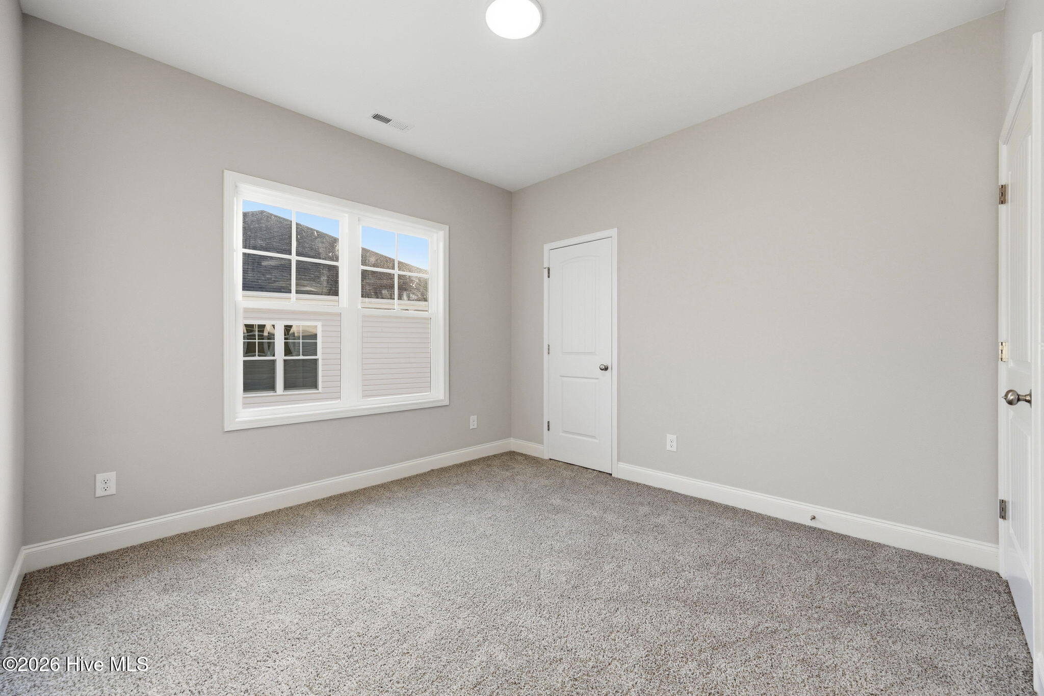 211 Holly Sands Loop
