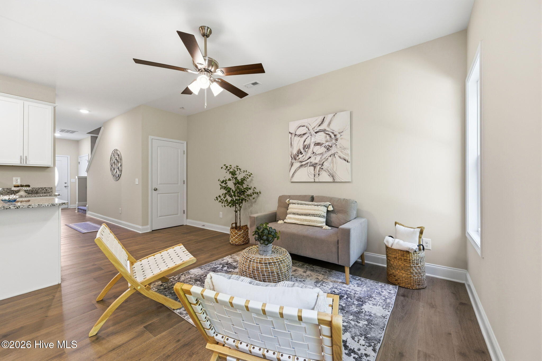211 Holly Sands Loop