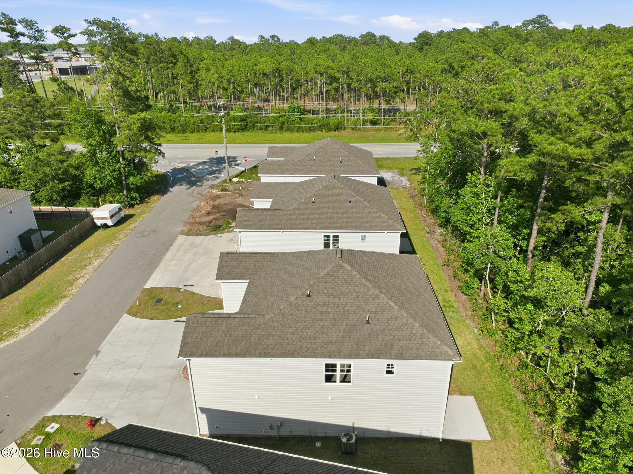 211 Holly Sands Loop