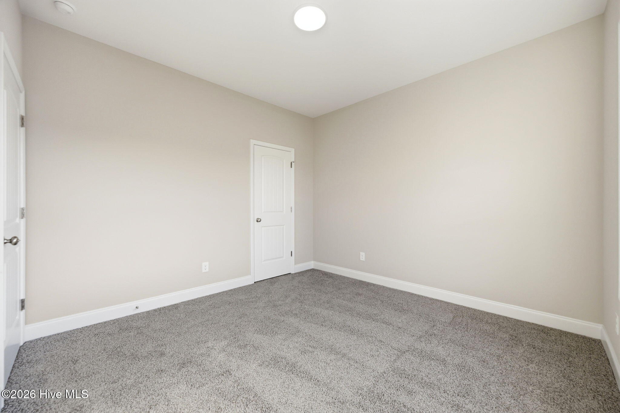 211 Holly Sands Loop