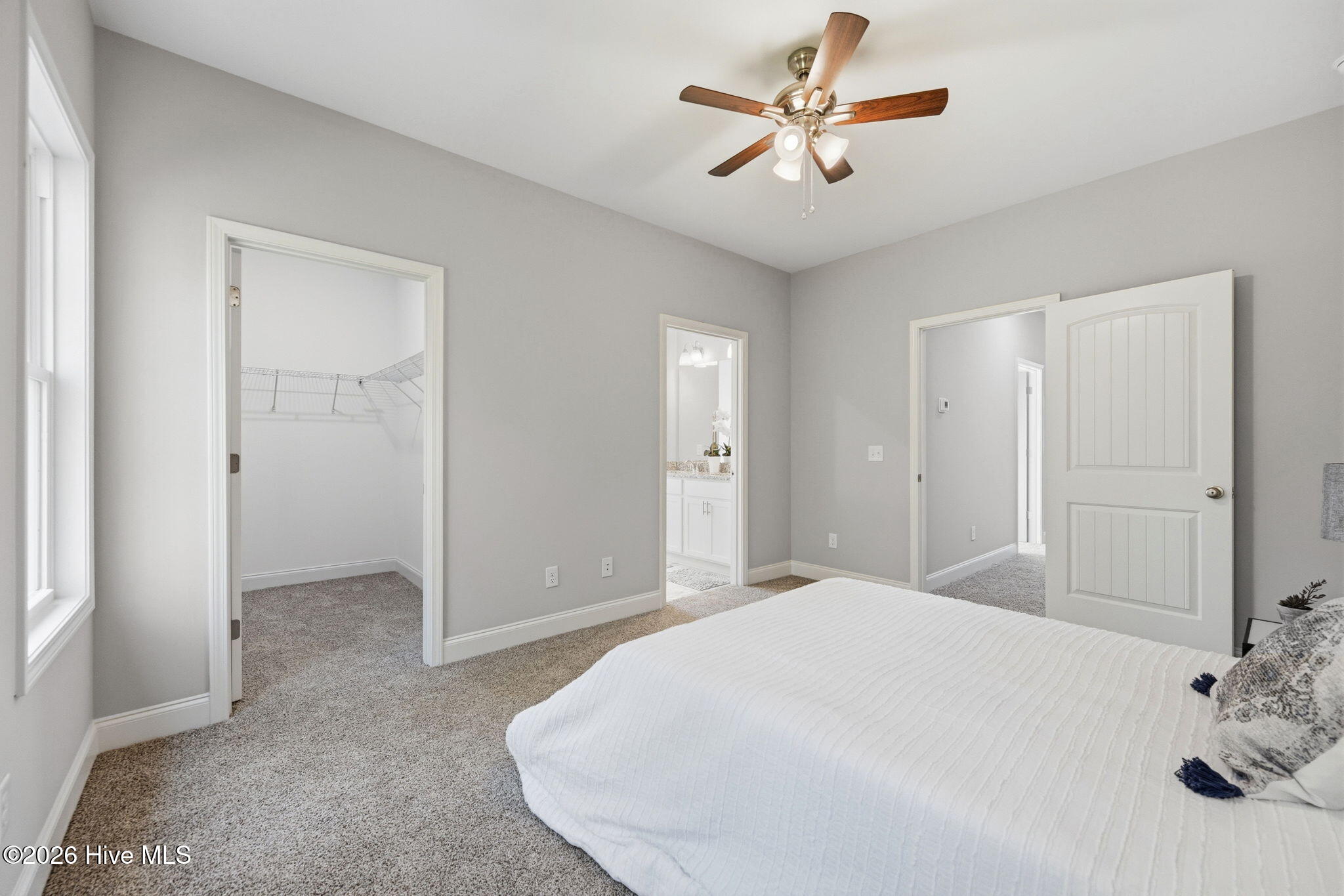211 Holly Sands Loop