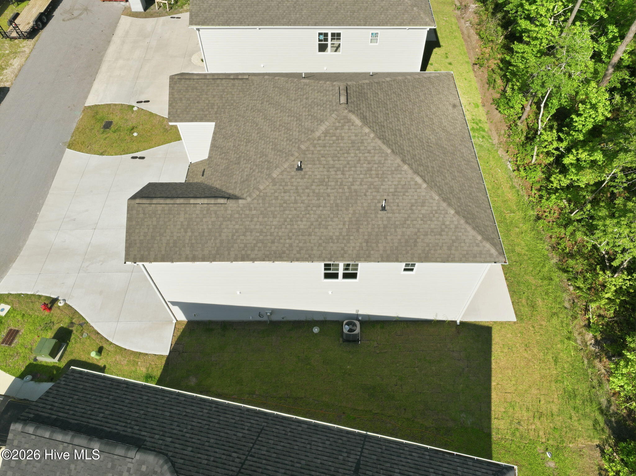 211 Holly Sands Loop