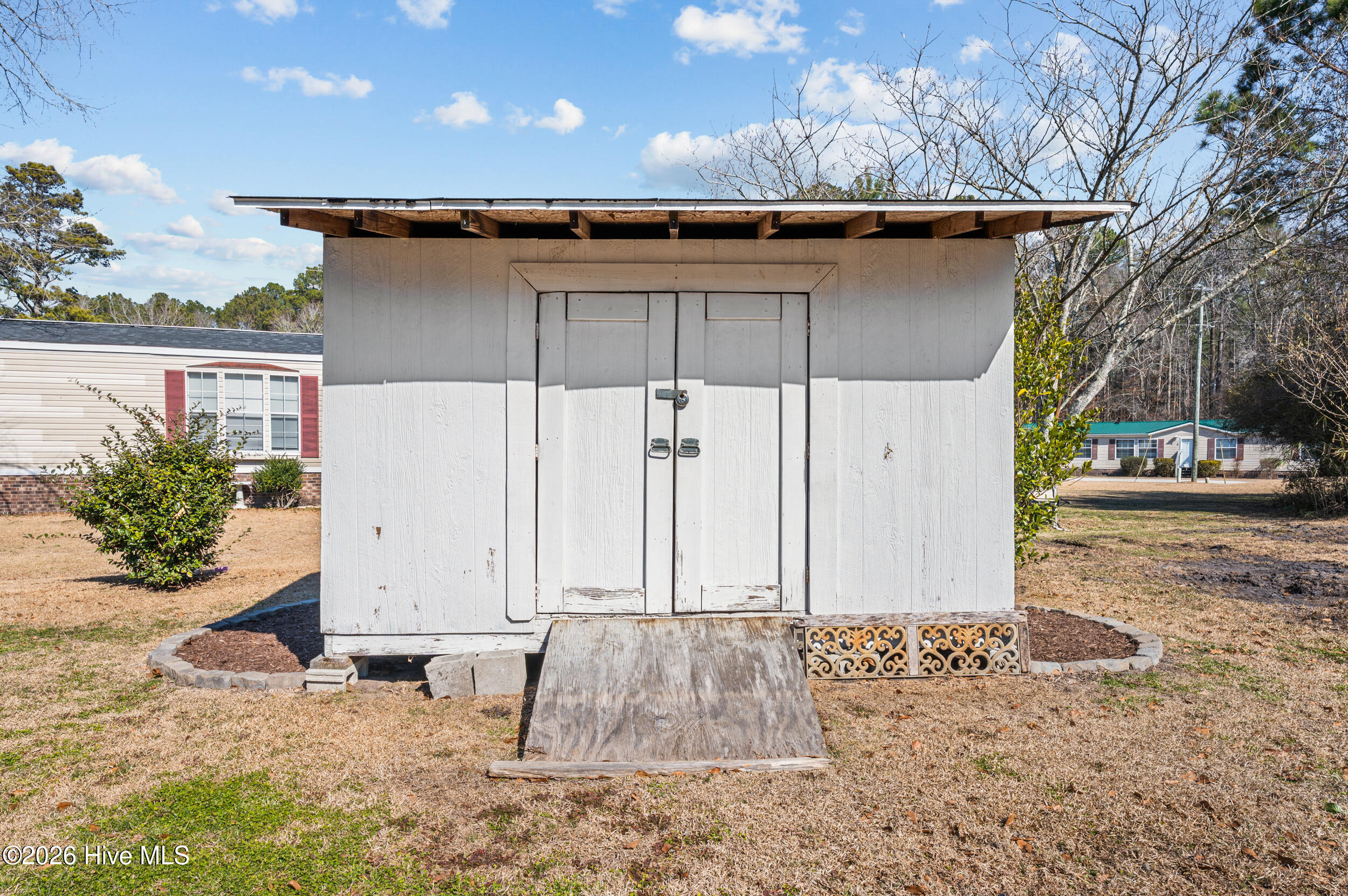 1004 Wells Road