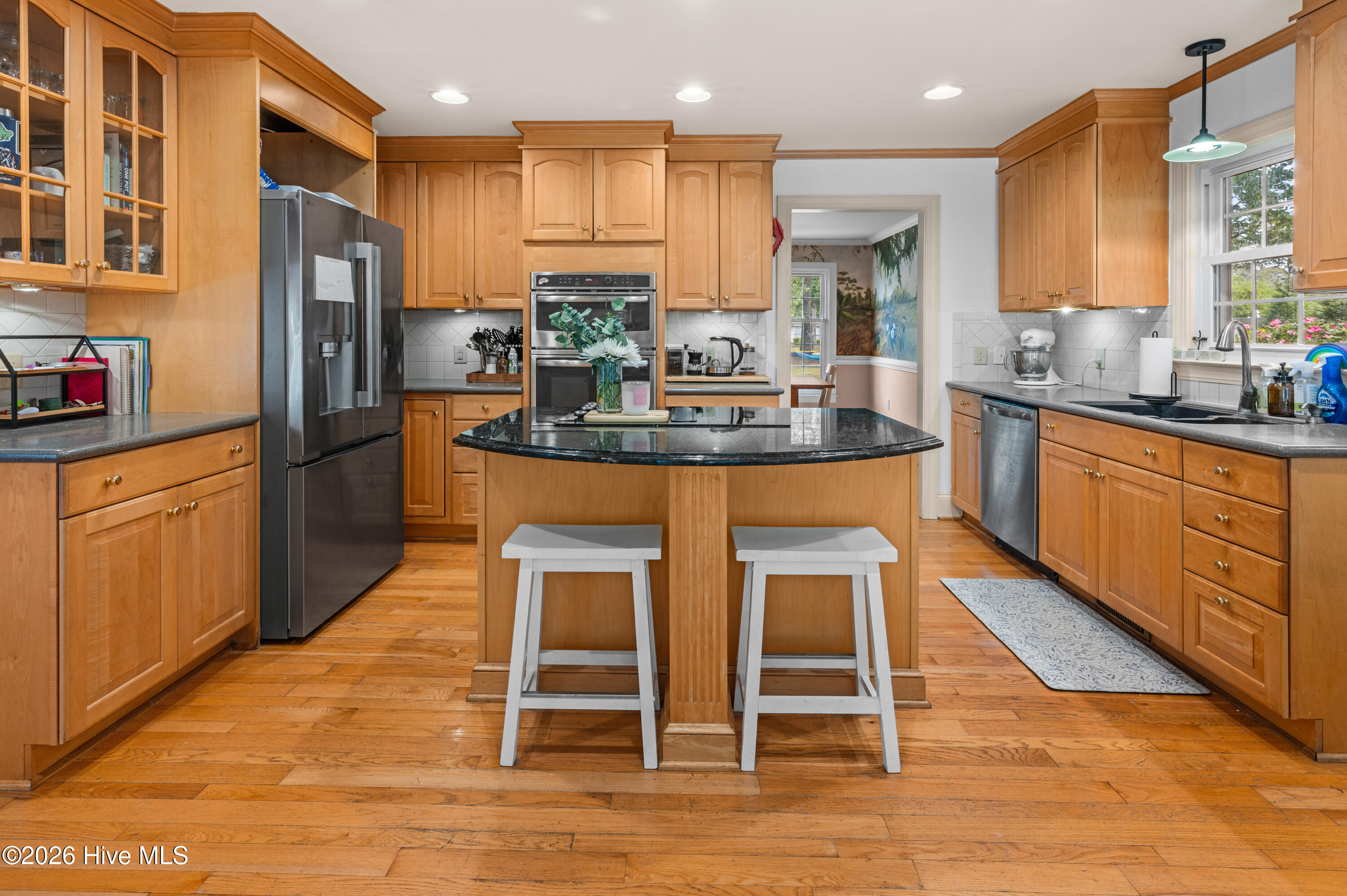 2215 Perry Drive