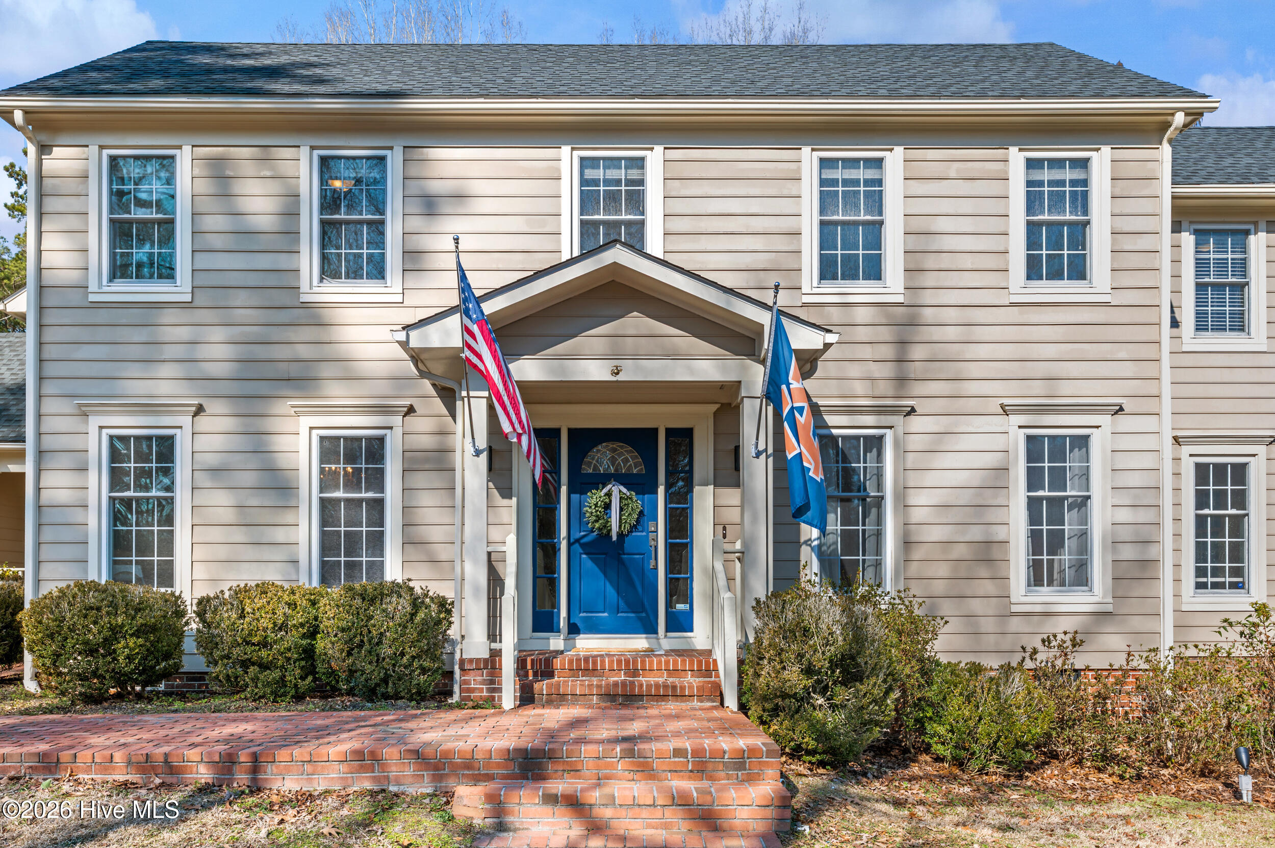 2215 Perry Drive