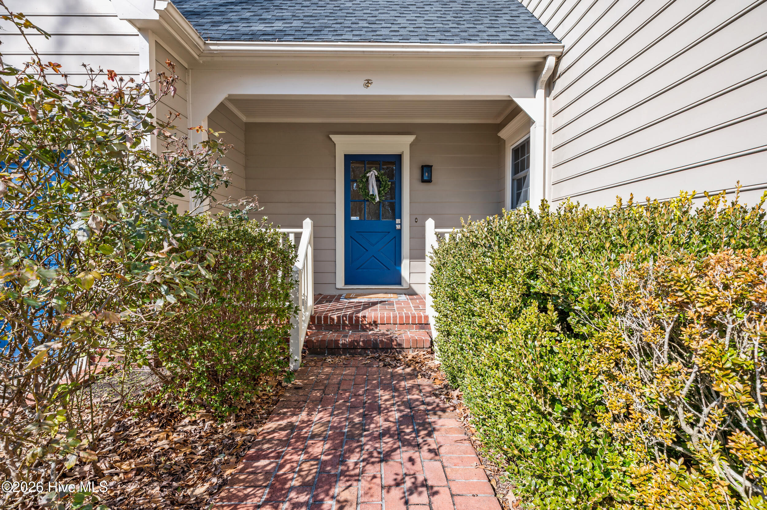 2215 Perry Drive