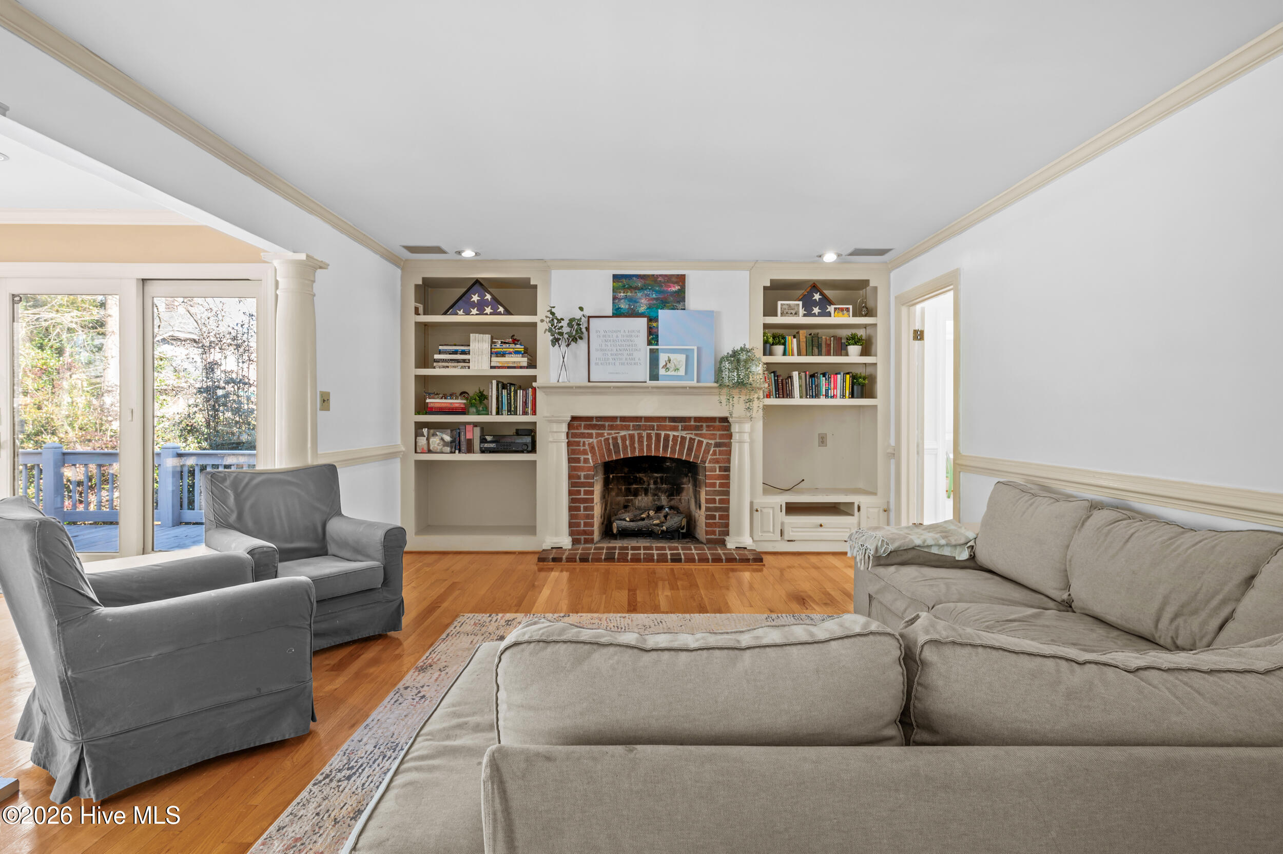2215 Perry Drive