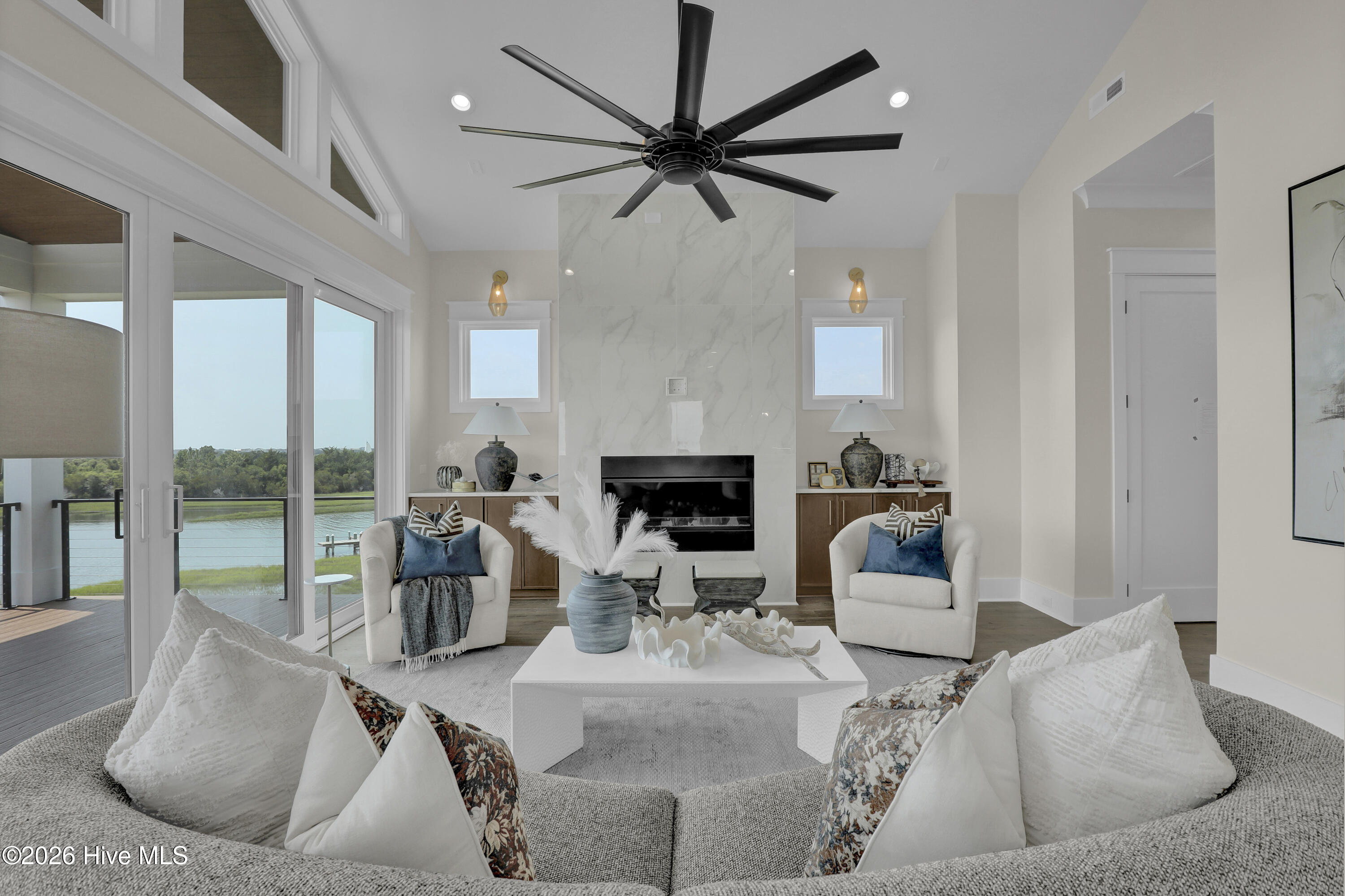 113 Diamond Pt Court