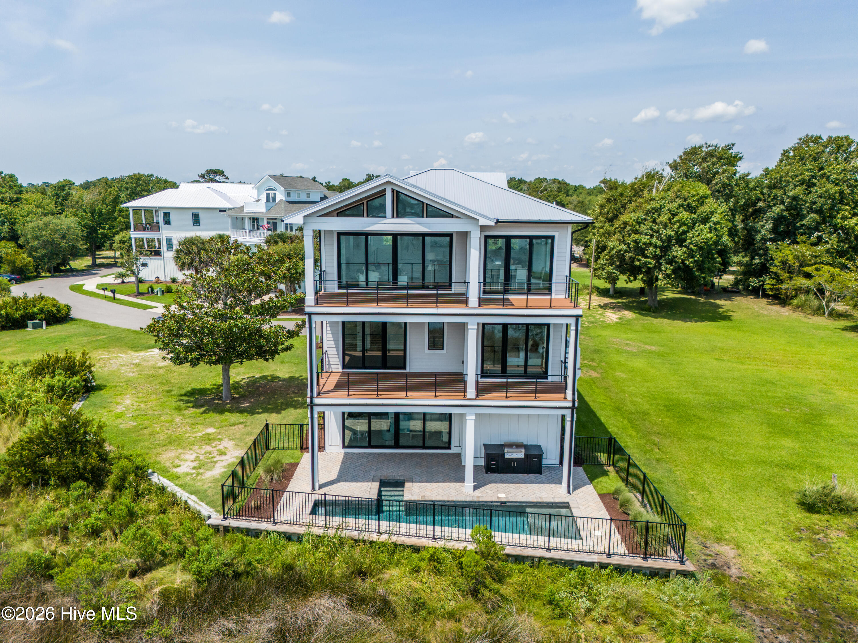 113 Diamond Pt Court
