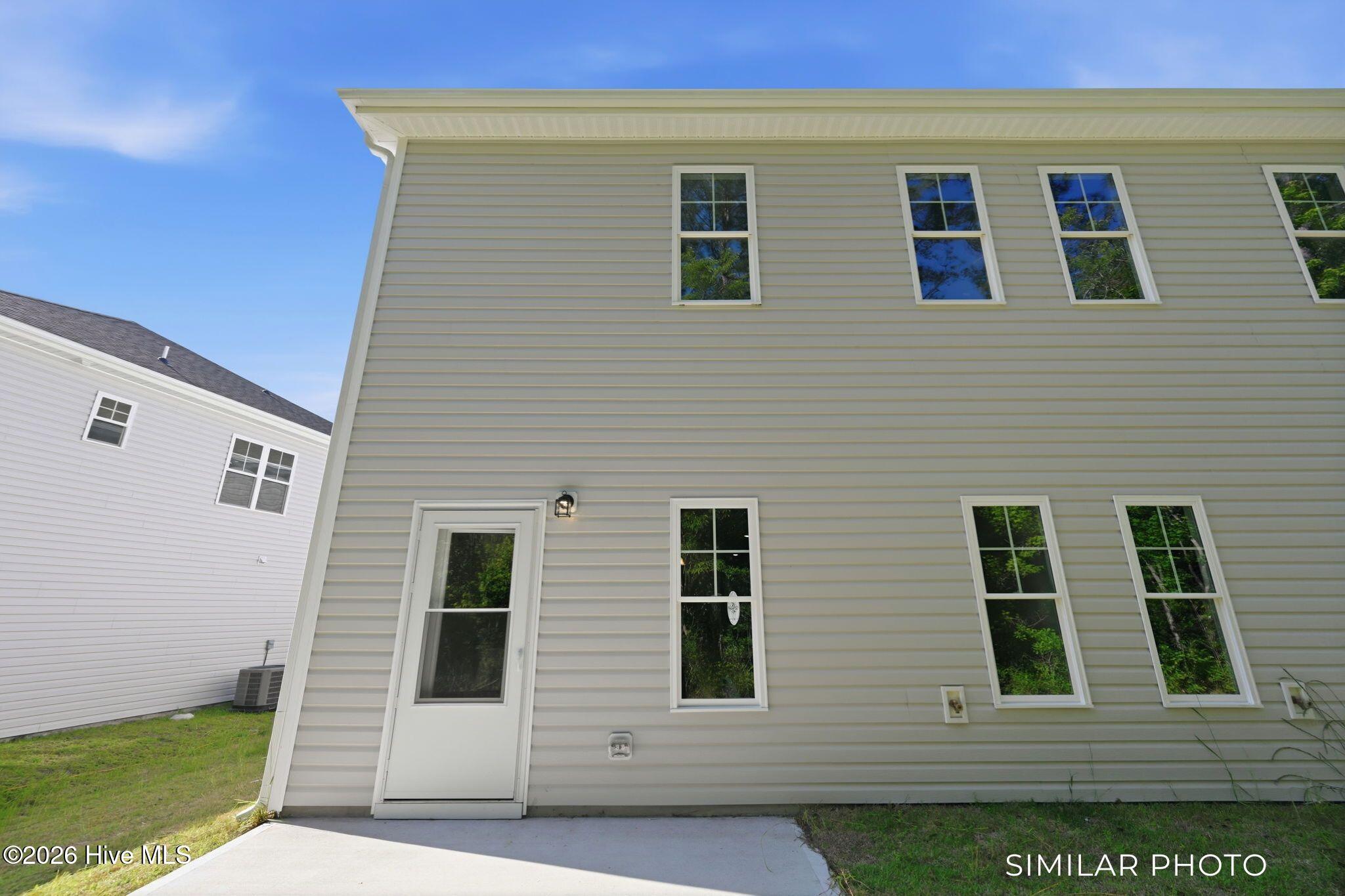 207 Holly Sands Loop