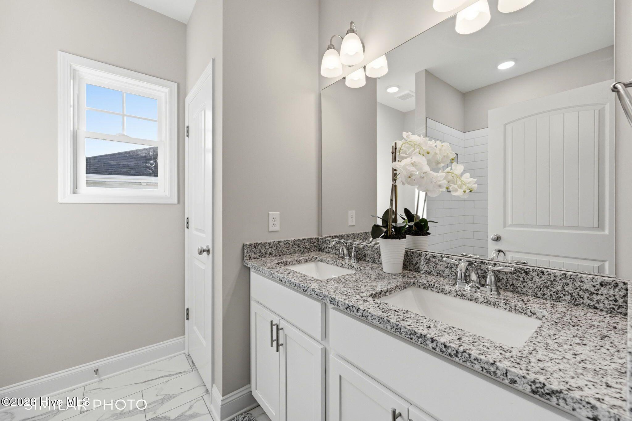 207 Holly Sands Loop