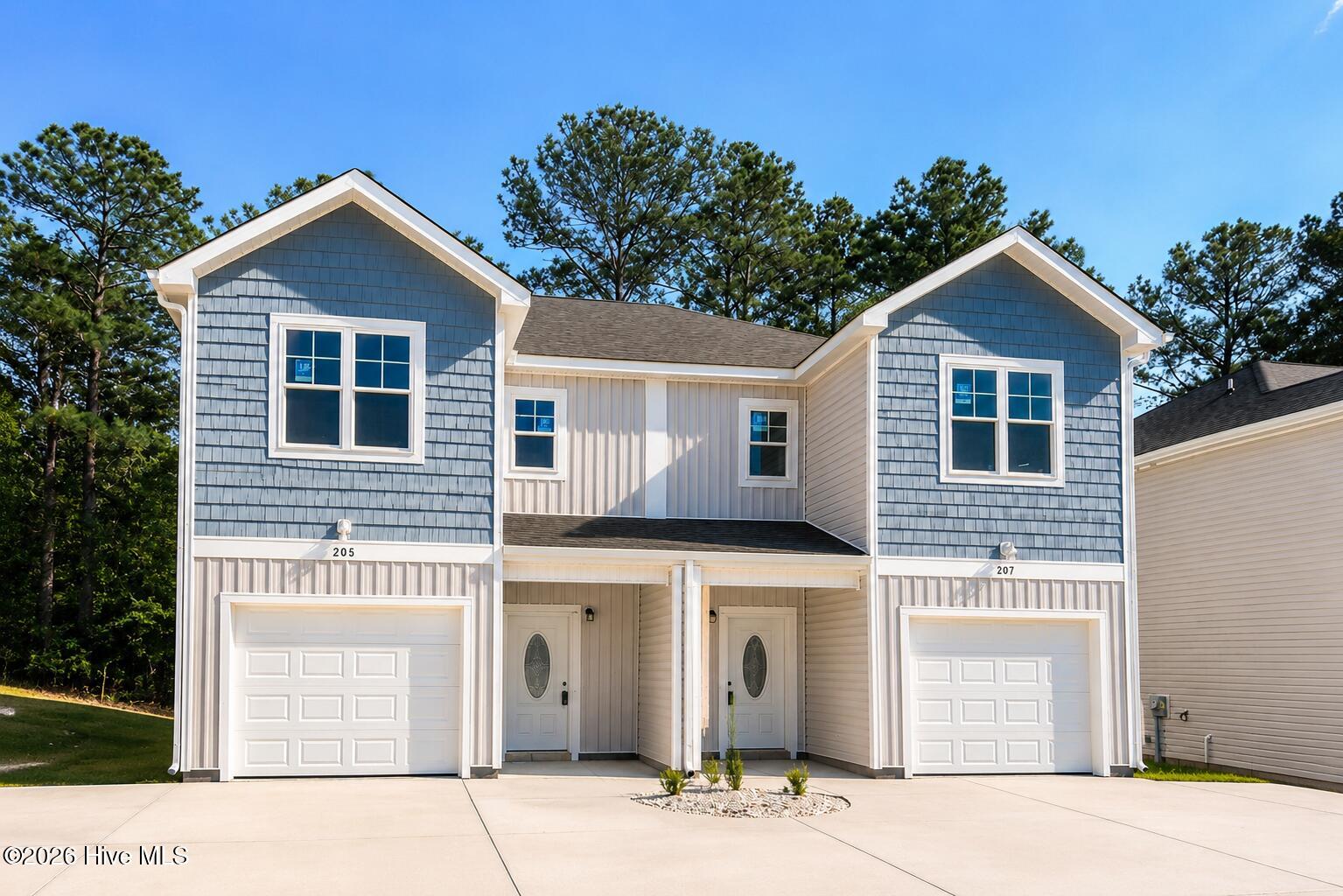 207 Holly Sands Loop