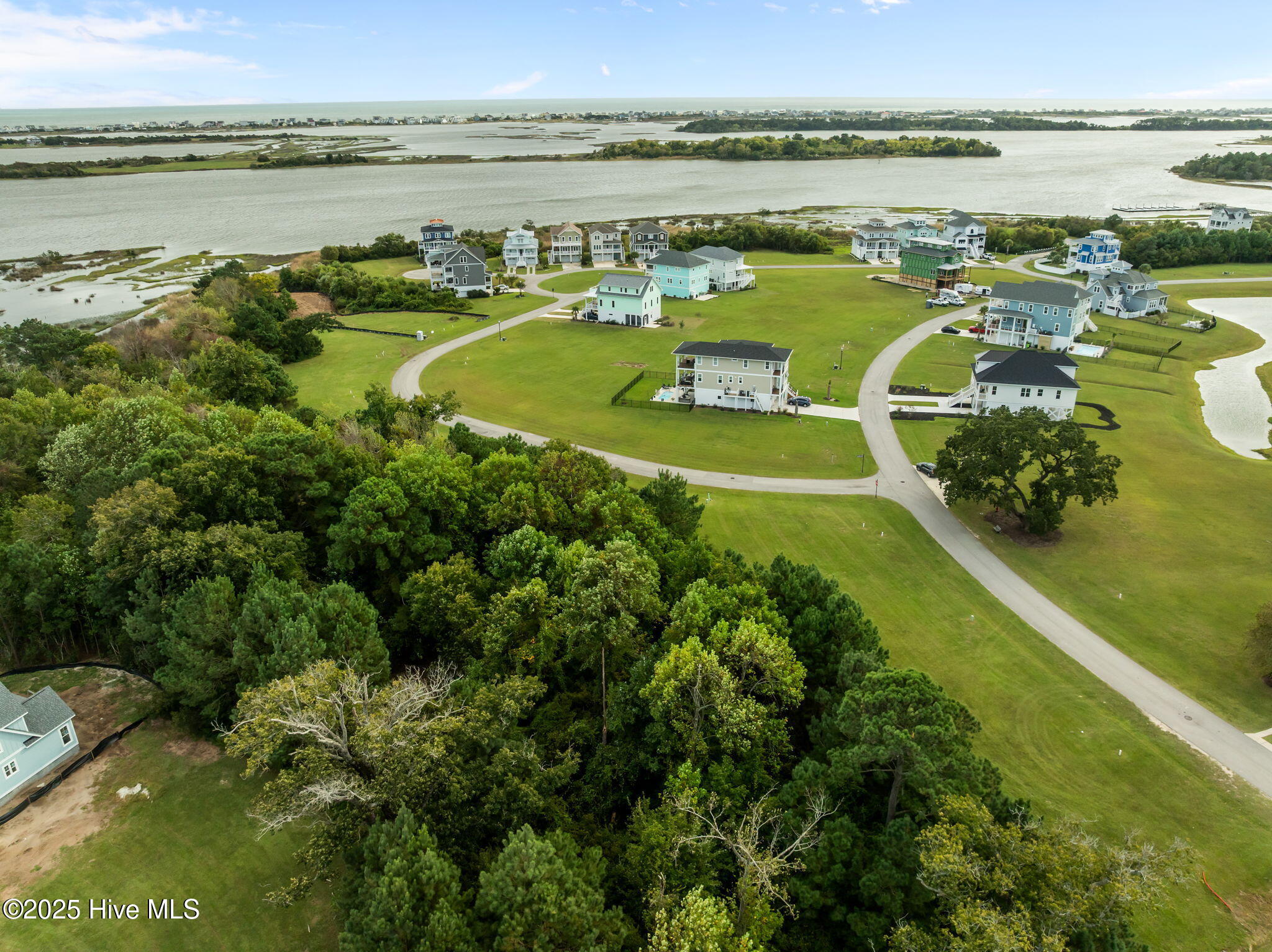 201 156 Marshside Landing