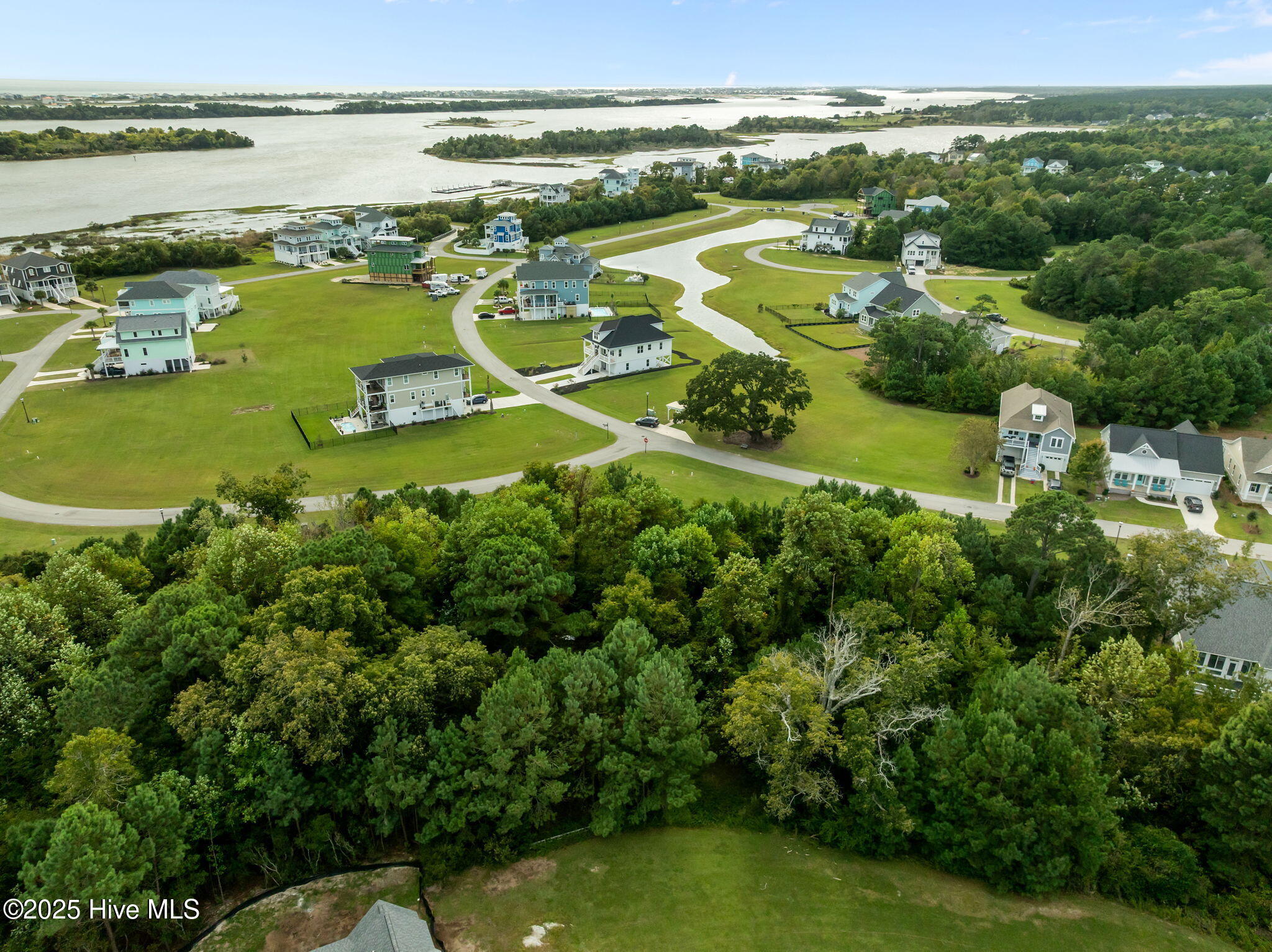 201 156 Marshside Landing