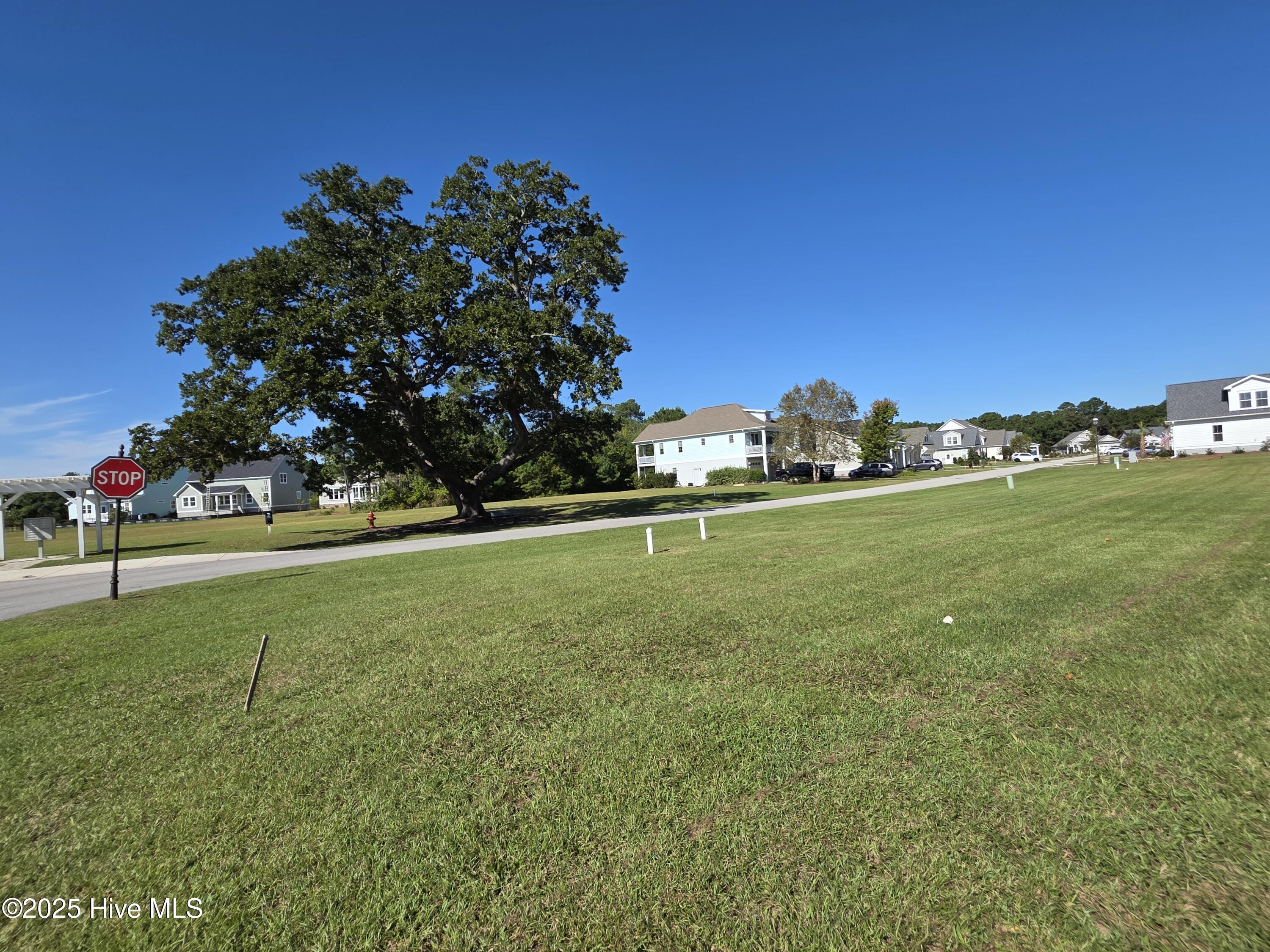 201 156 Marshside Landing