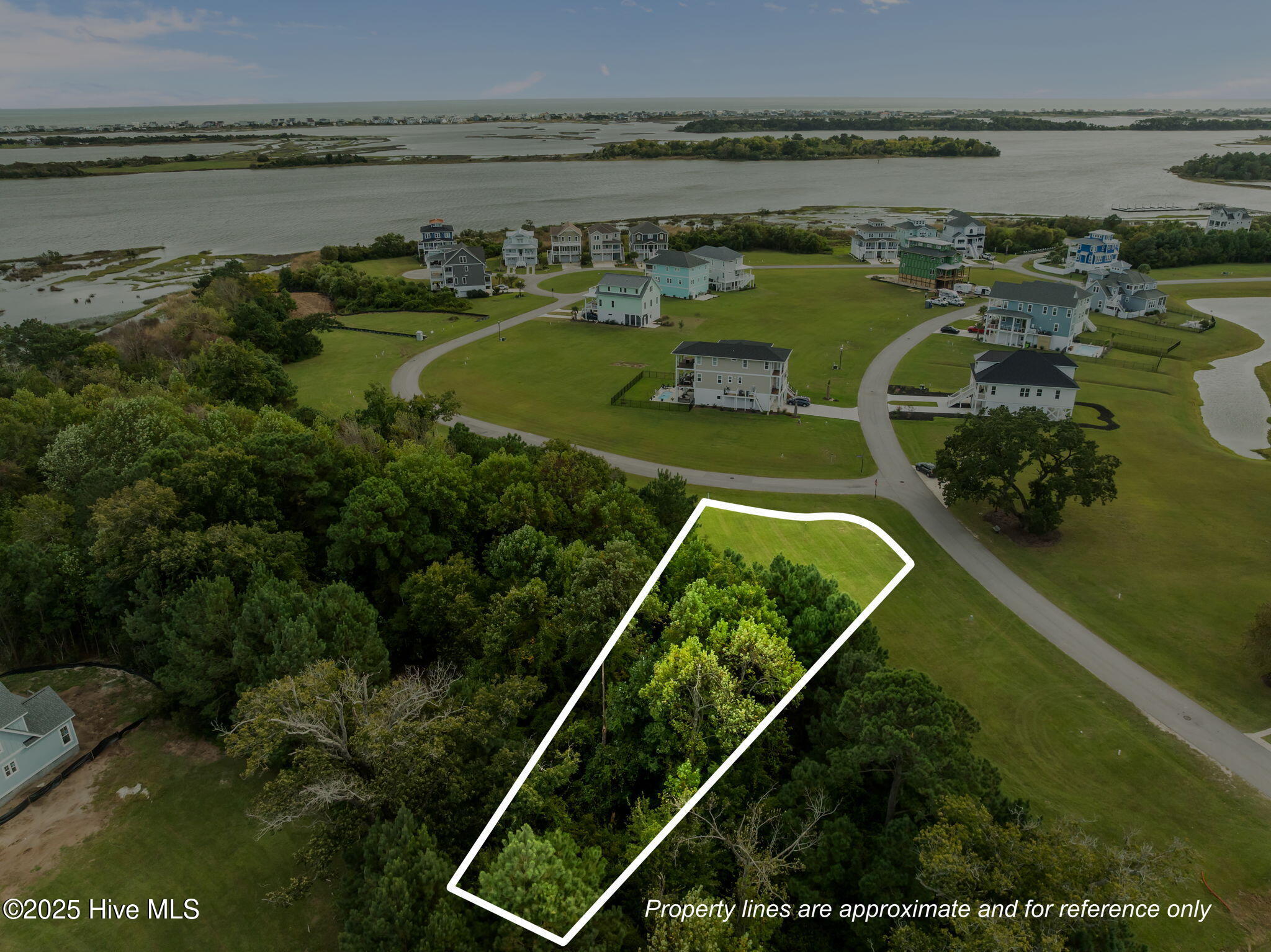 201 156 Marshside Landing