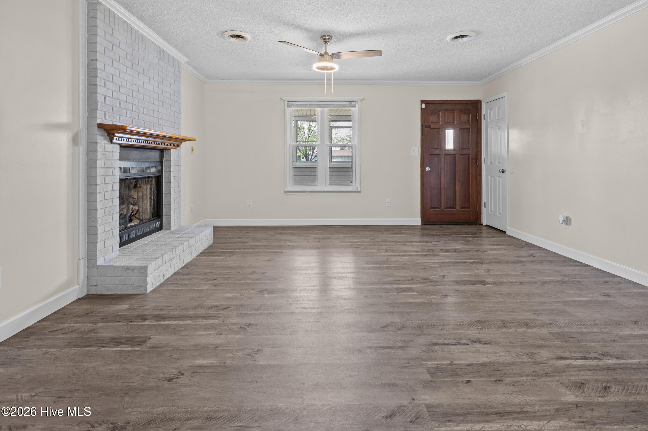 1016 Jennifer Drive