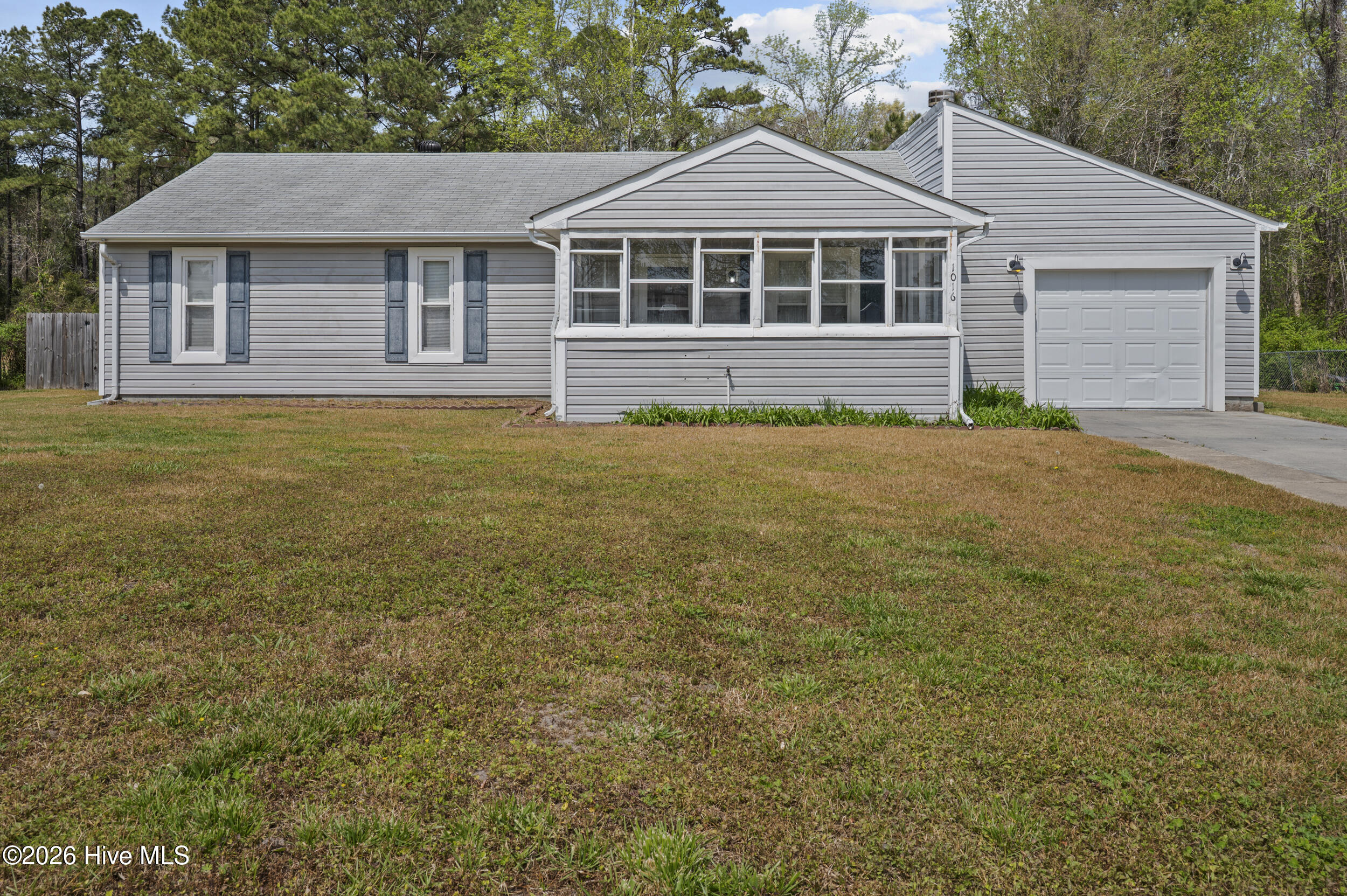 1016 Jennifer Drive