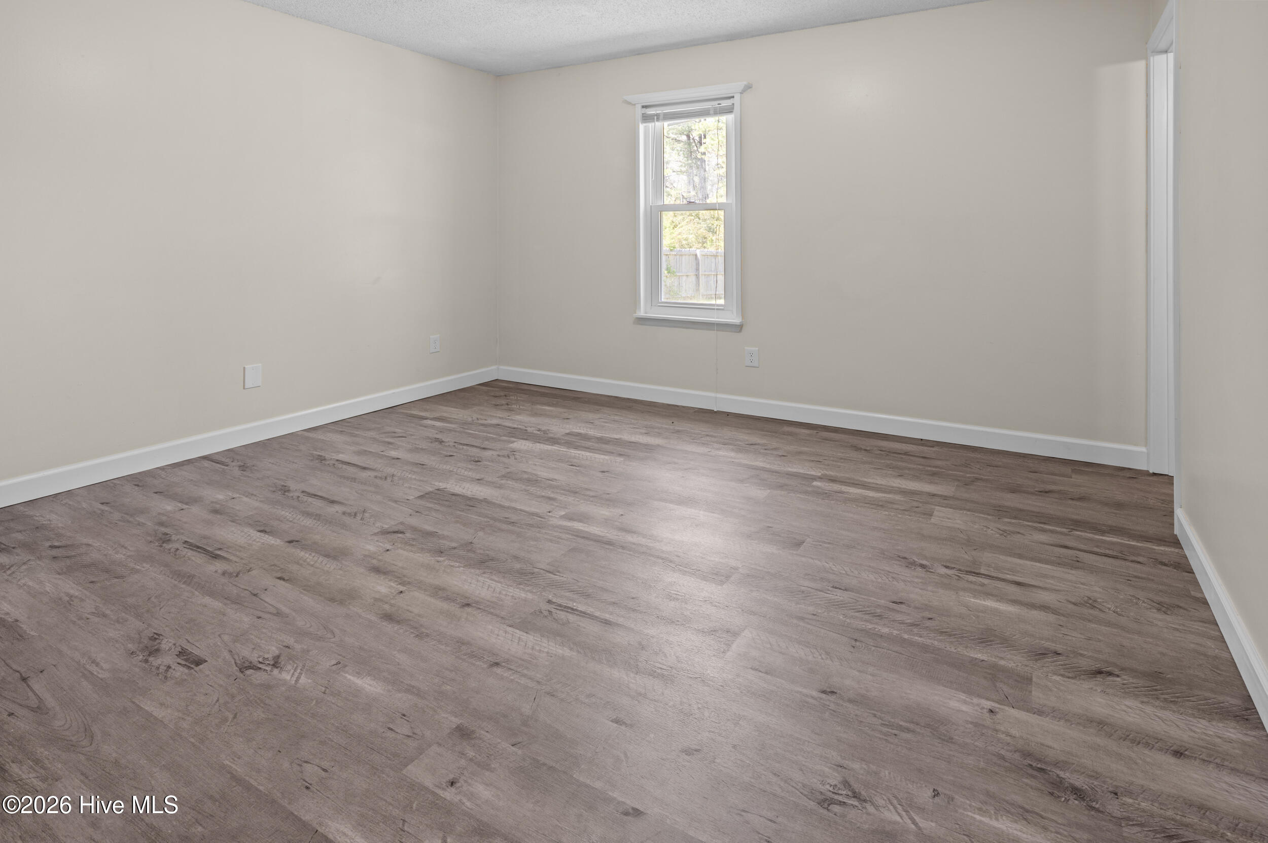 1016 Jennifer Drive