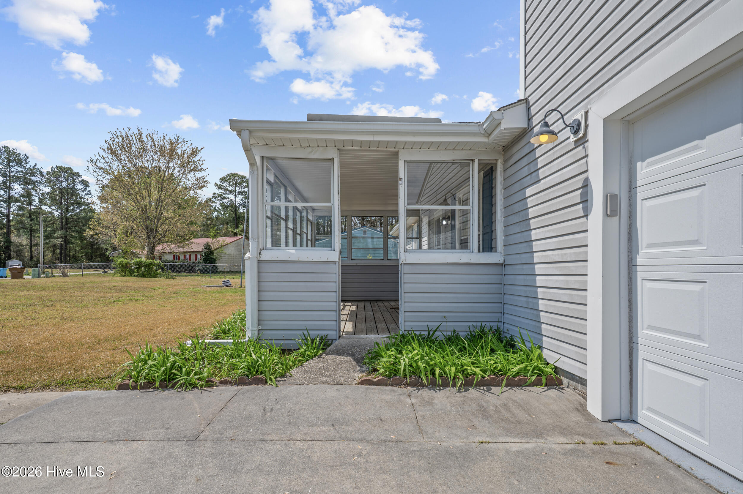 1016 Jennifer Drive