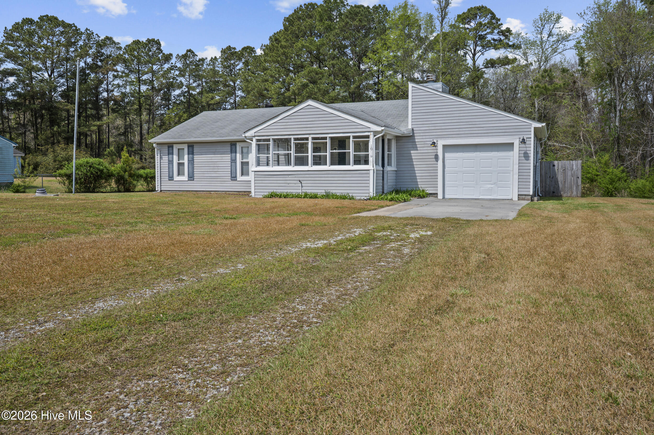 1016 Jennifer Drive