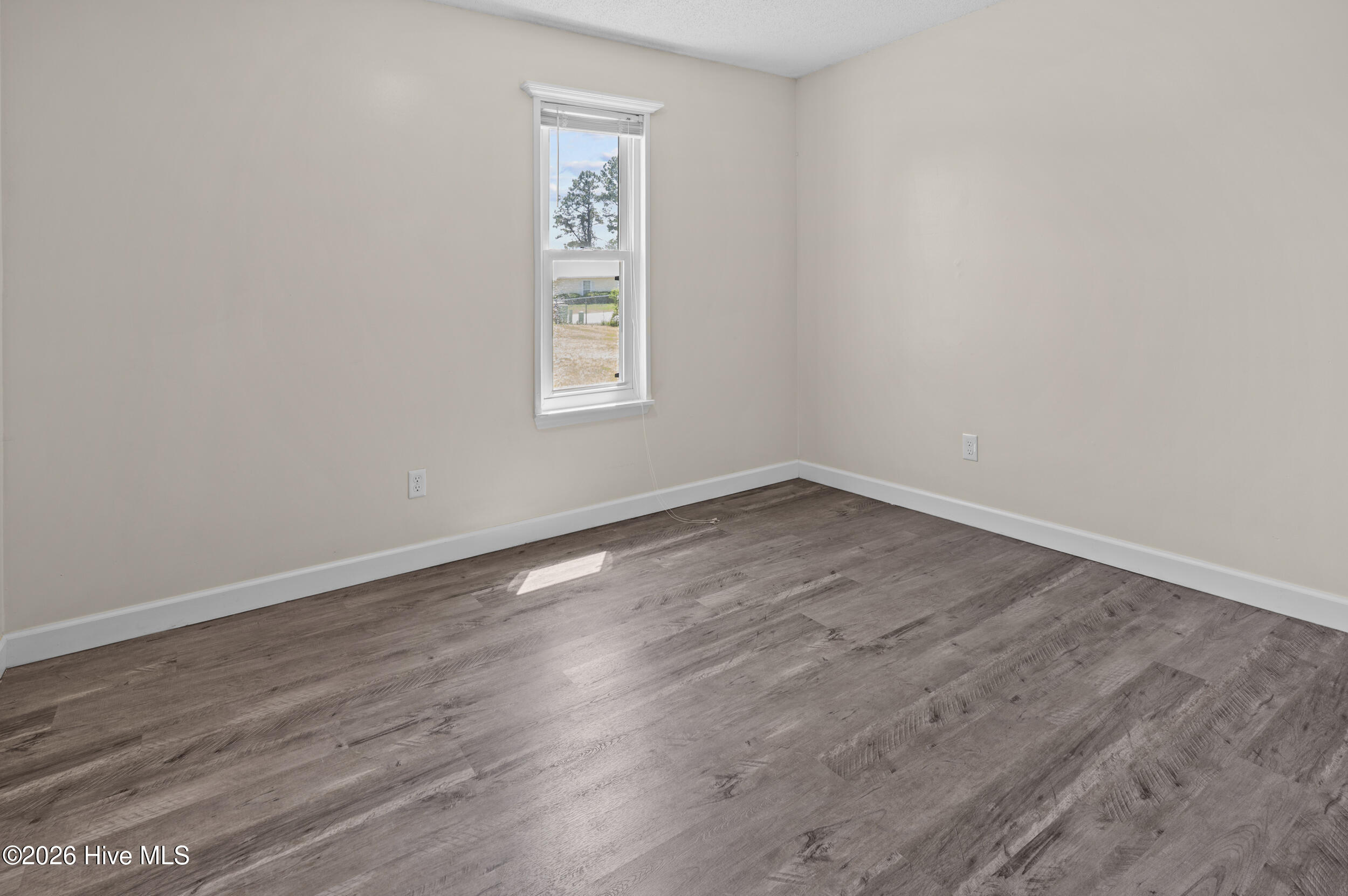 1016 Jennifer Drive
