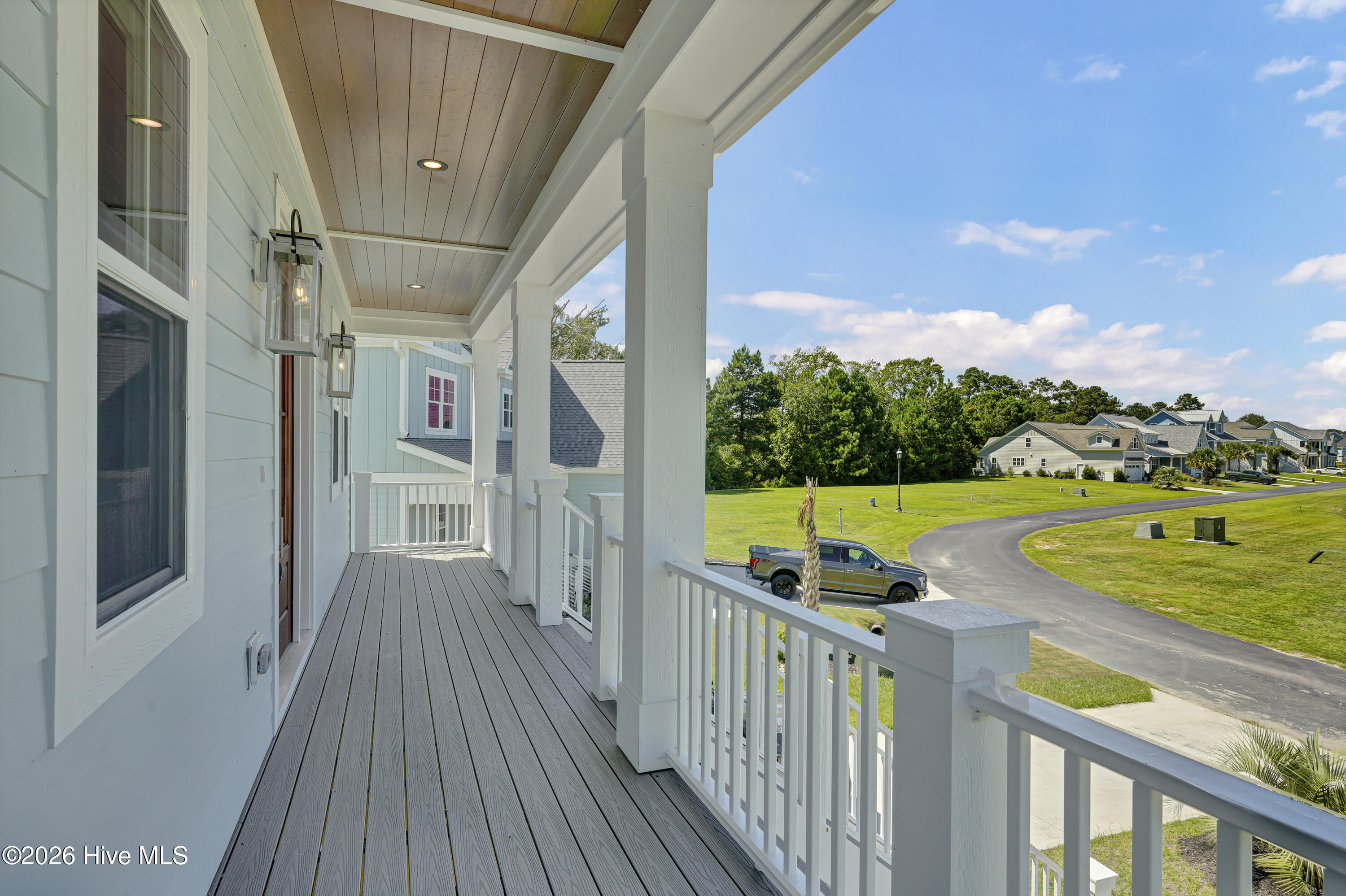 828 Lake Willow Way