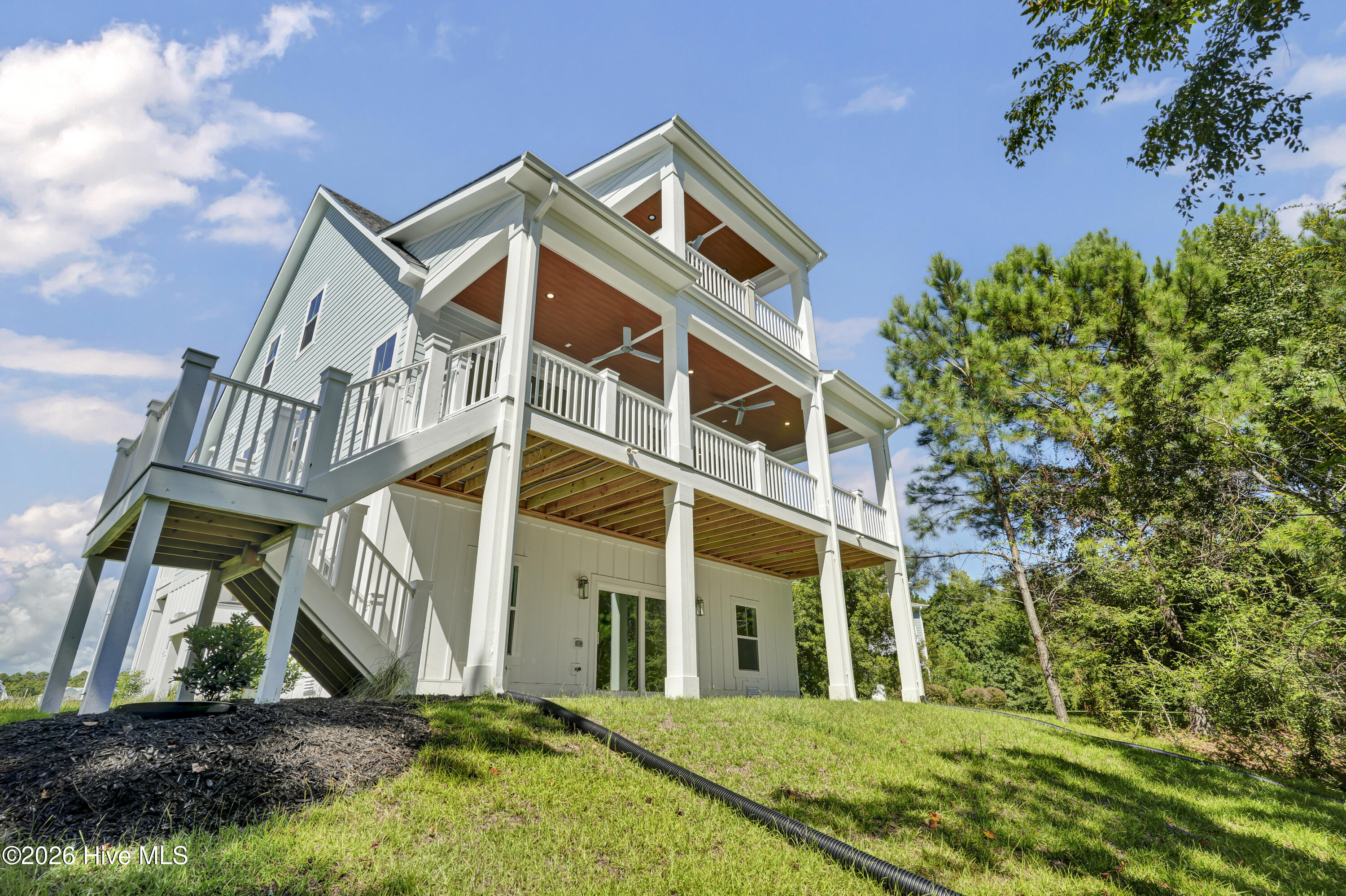 828 Lake Willow Way
