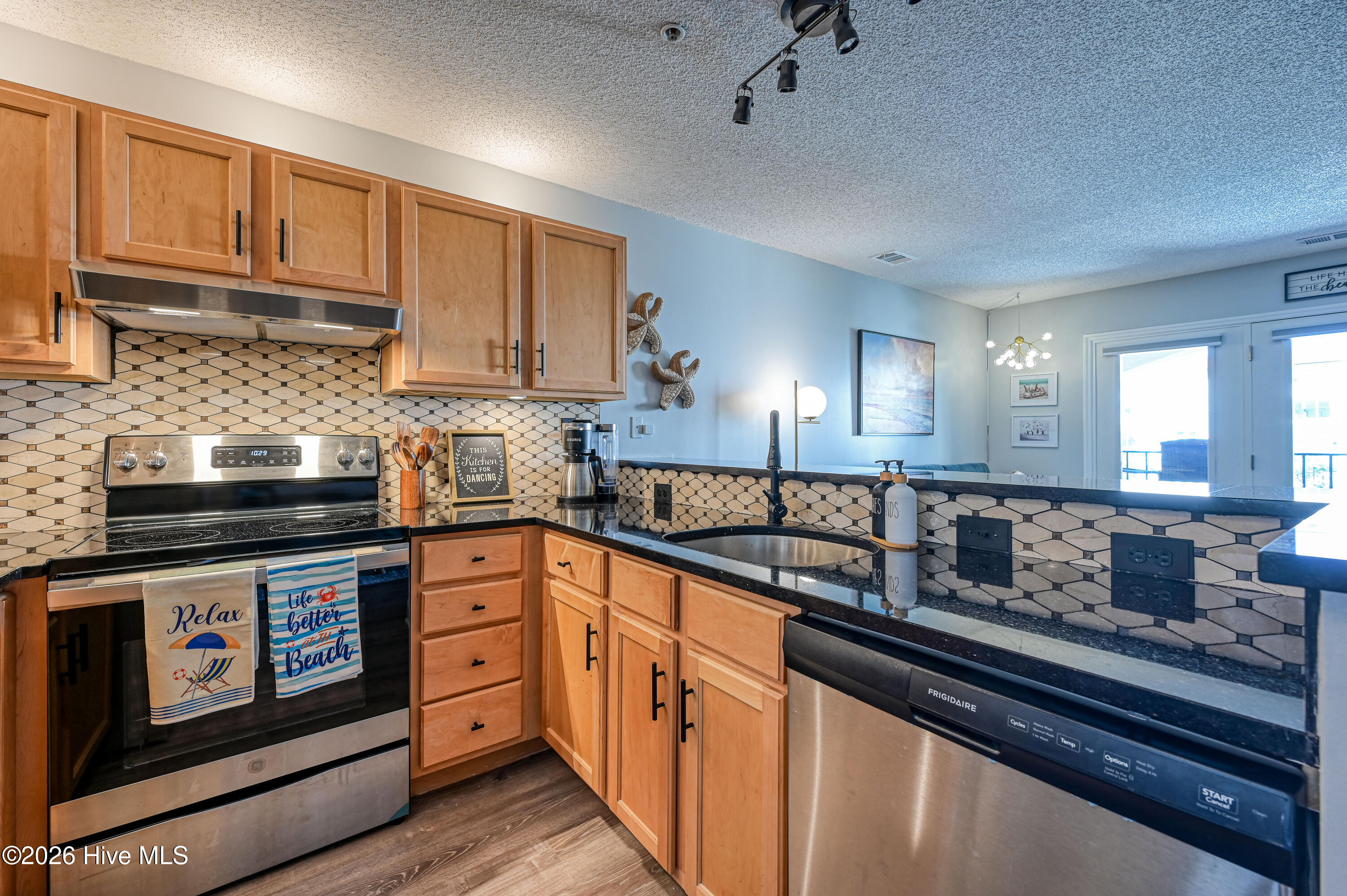 790 New River Inlet Road Unit 207b