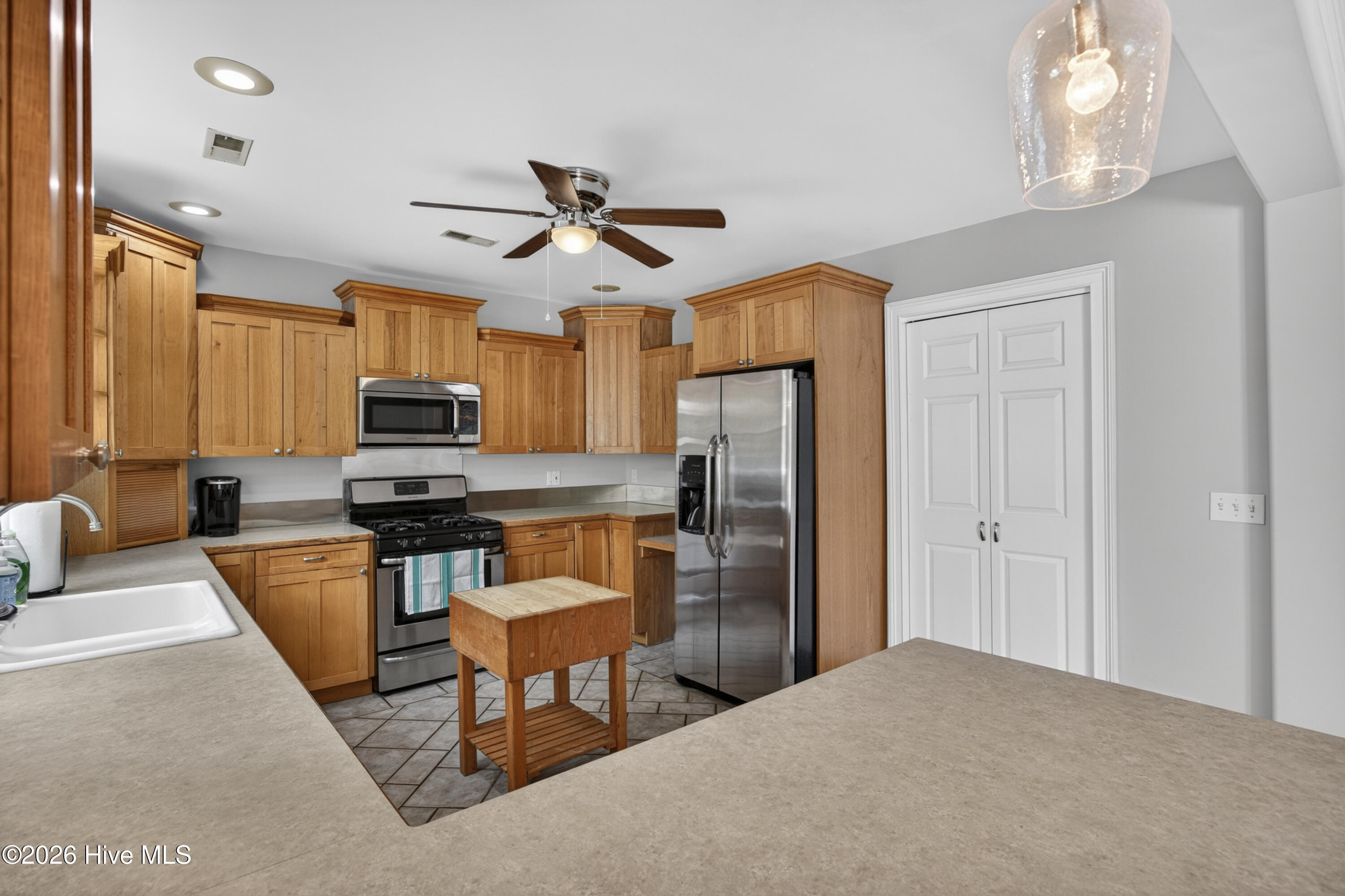 575 Island Creek Road
