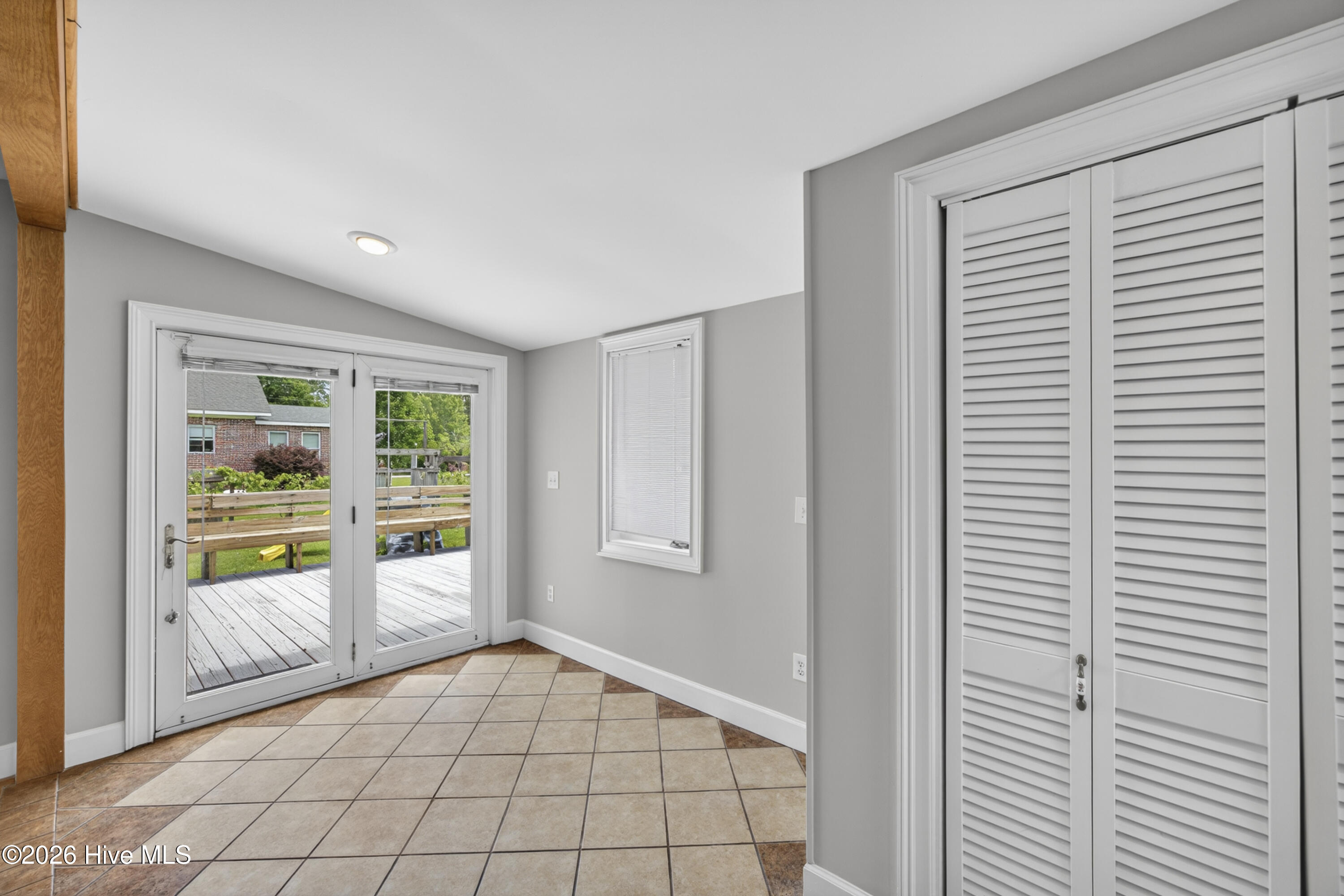 575 Island Creek Road