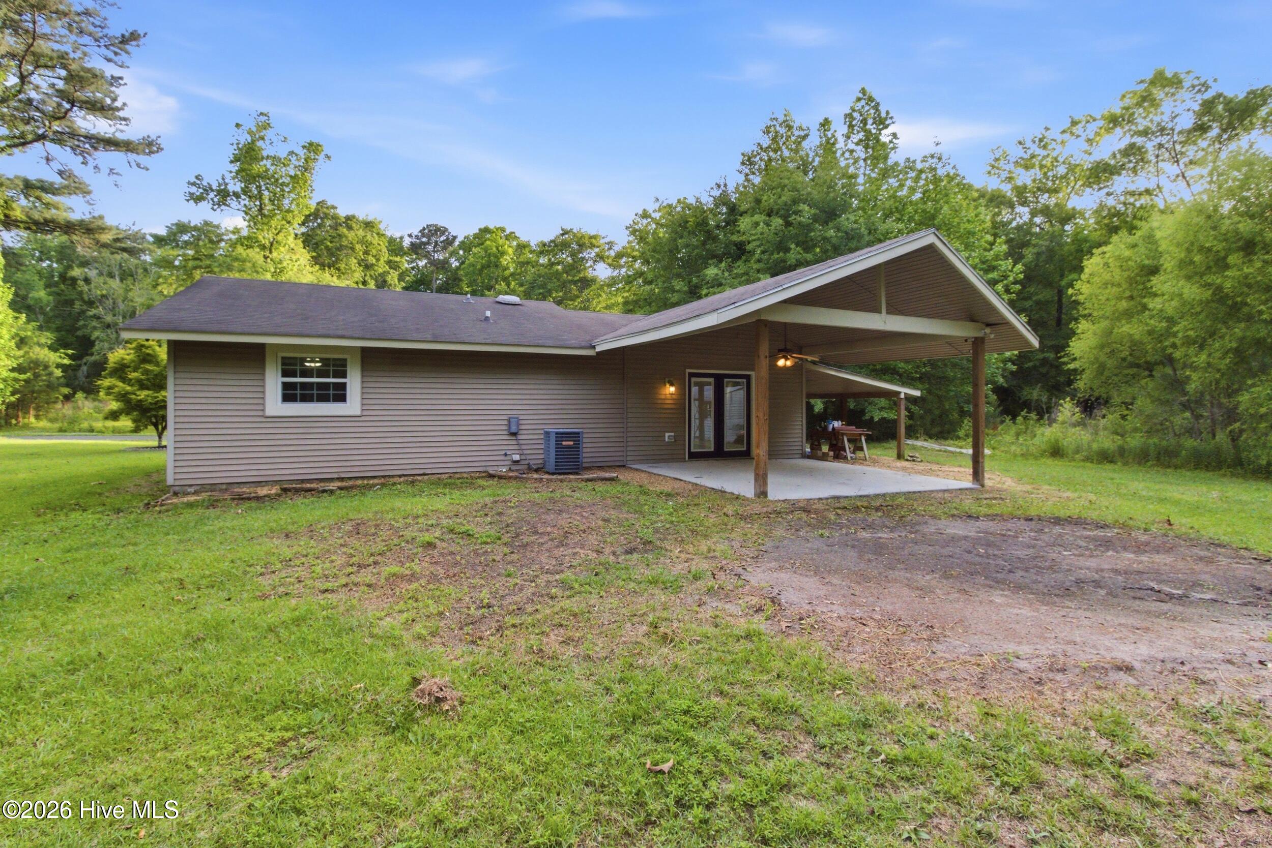 215 Winter Place
