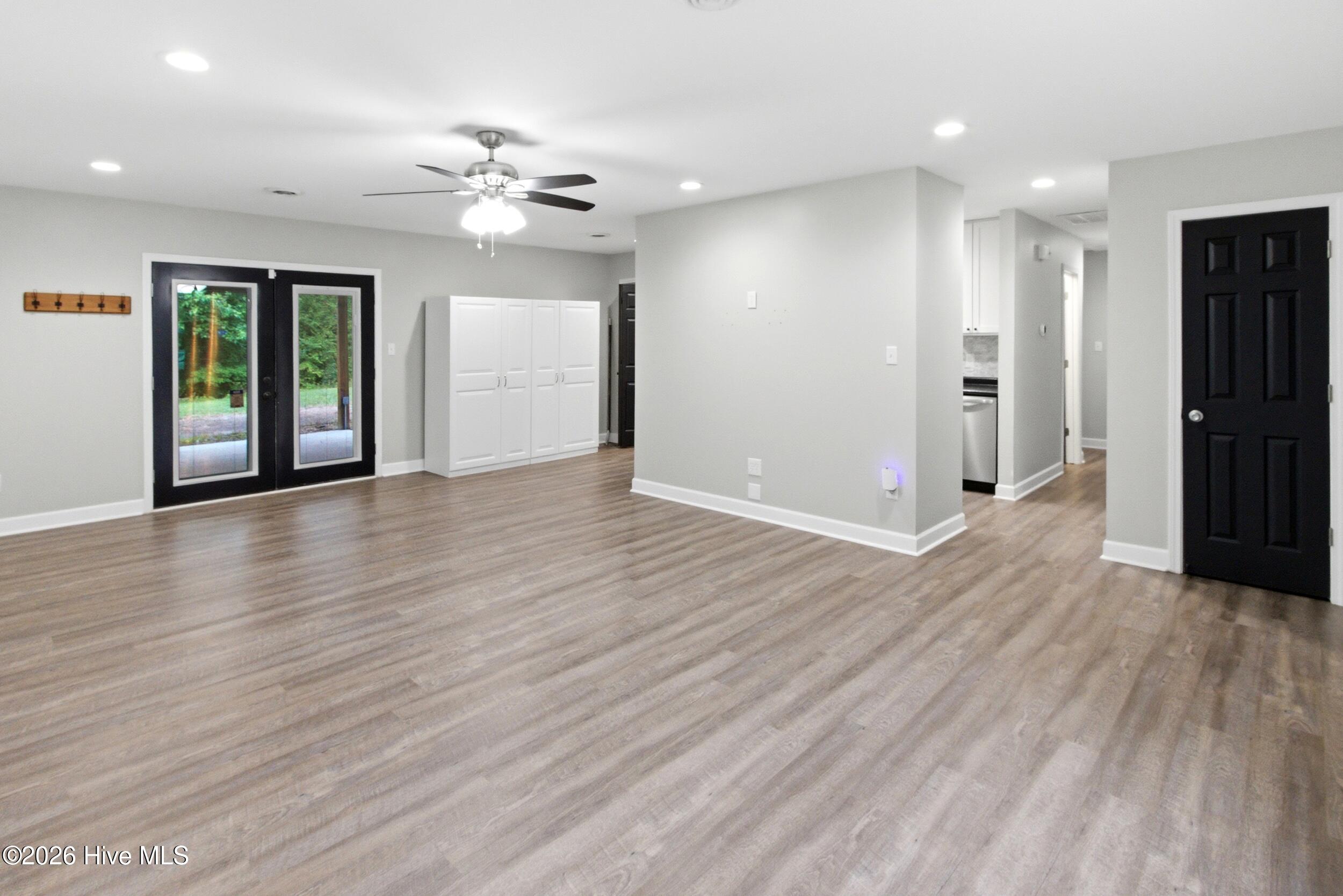 215 Winter Place