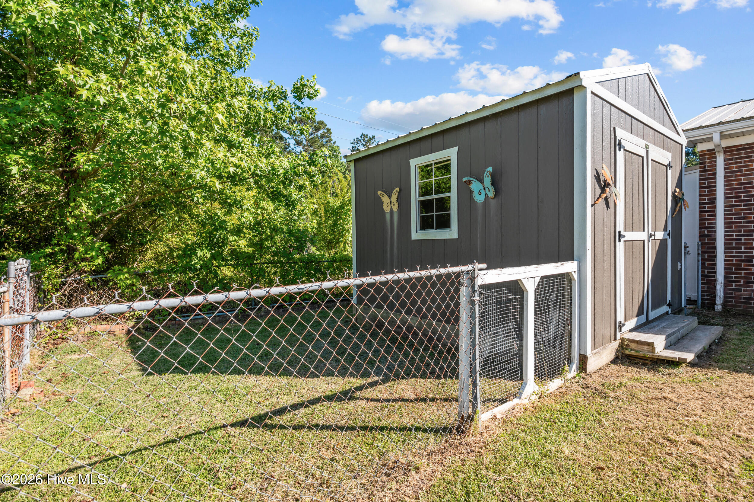 207 Maplehurst Drive