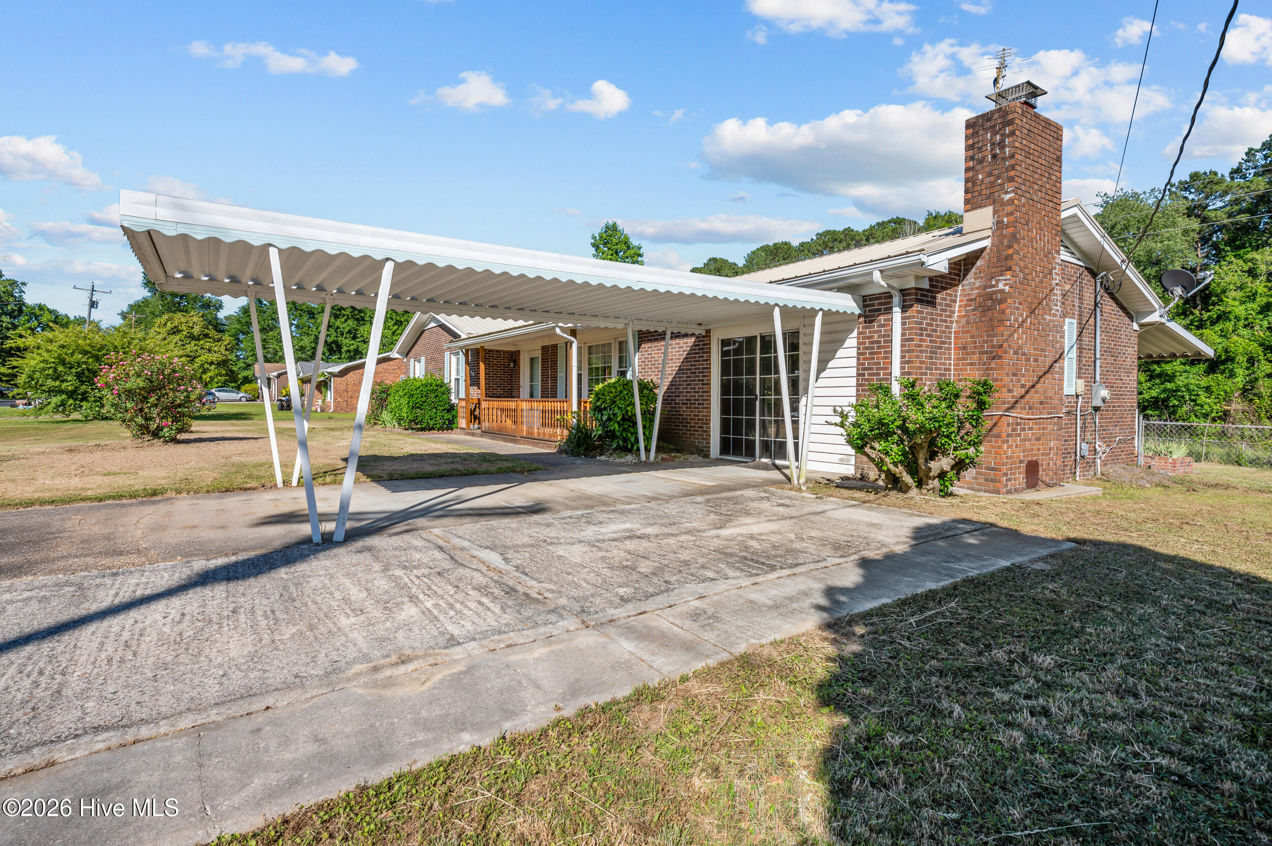 207 Maplehurst Drive