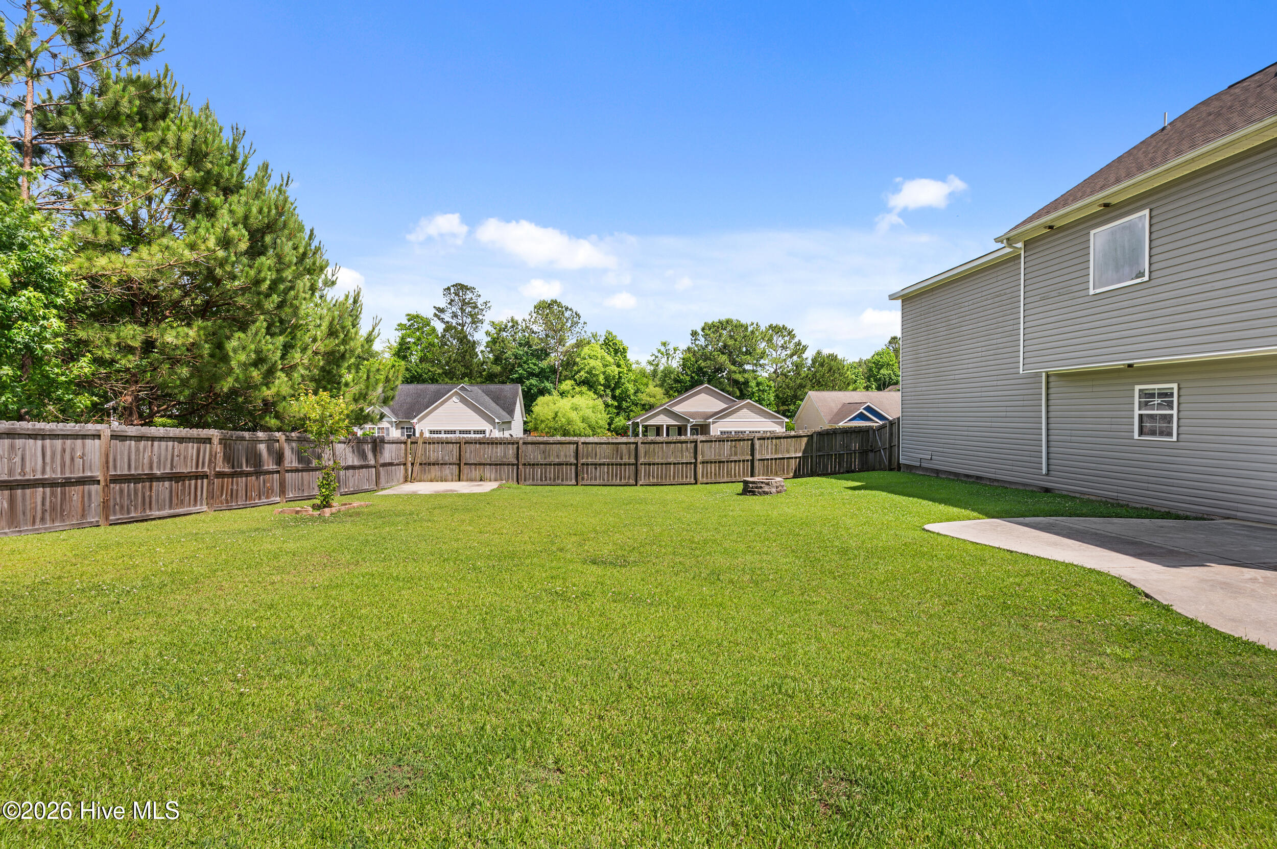 100 Tupelo Court