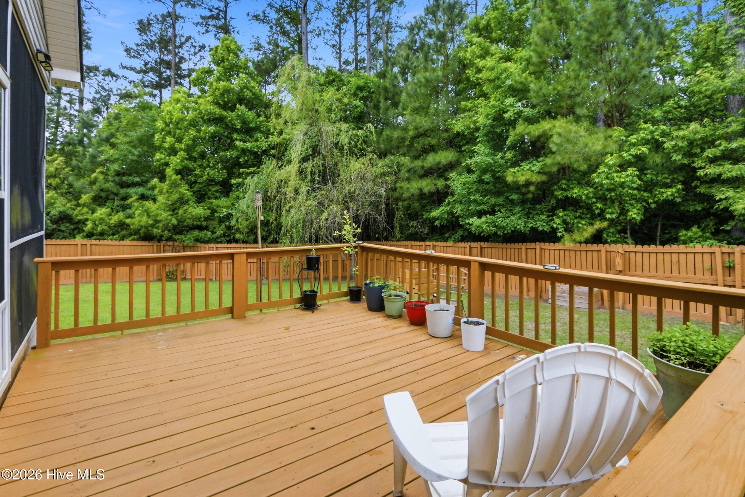 102 Kingswood Court