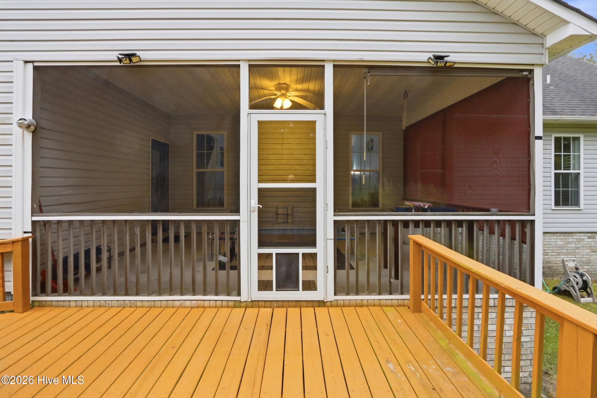 102 Kingswood Court