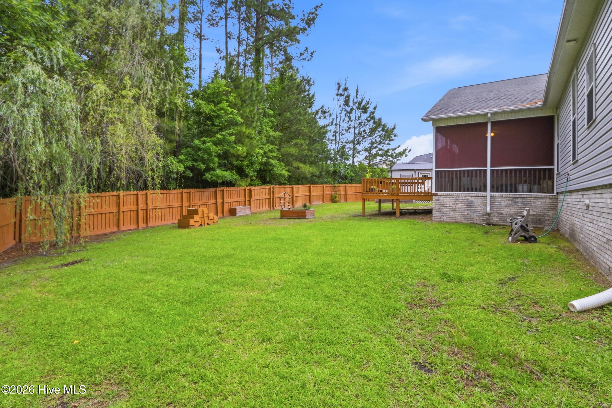 102 Kingswood Court