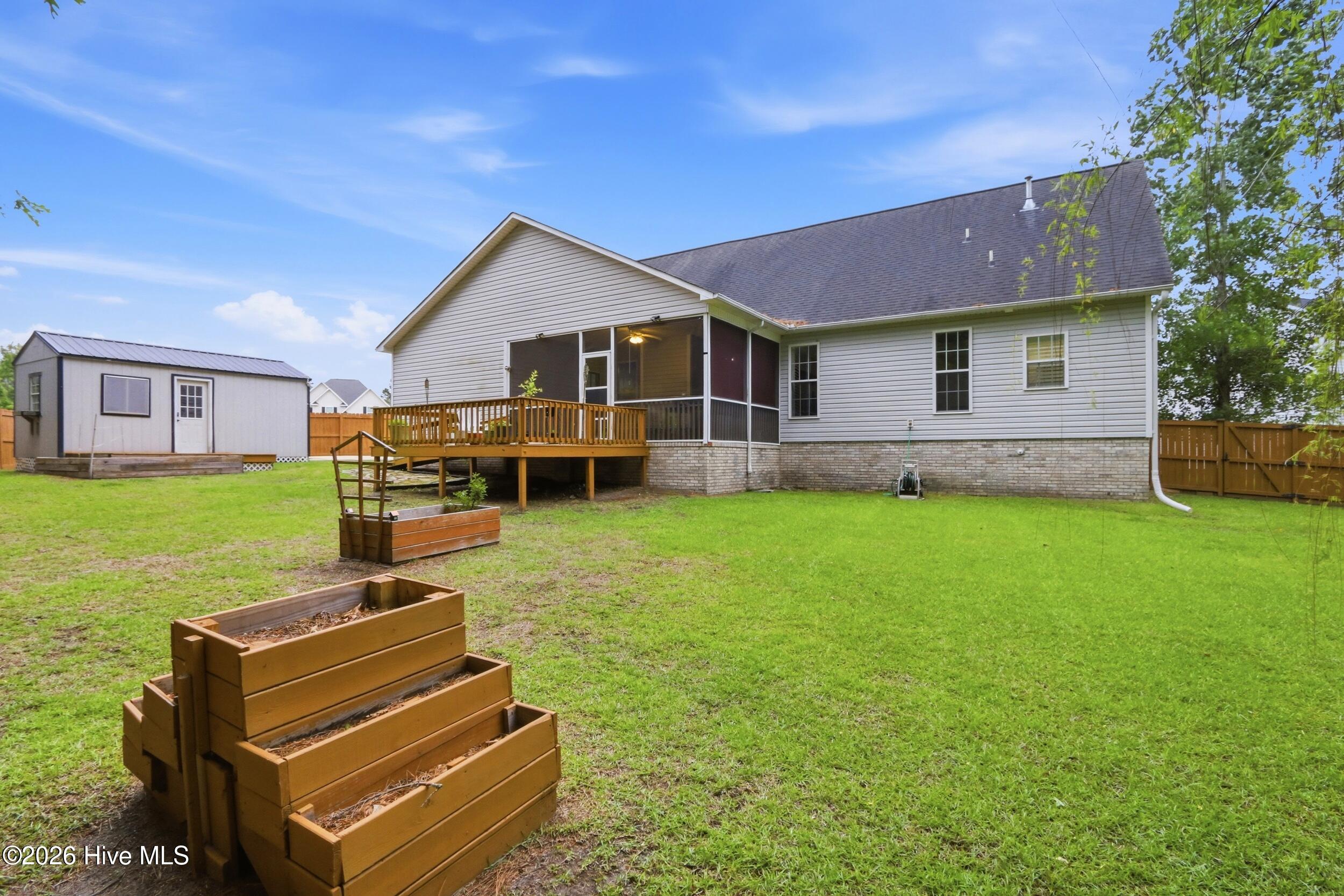 102 Kingswood Court