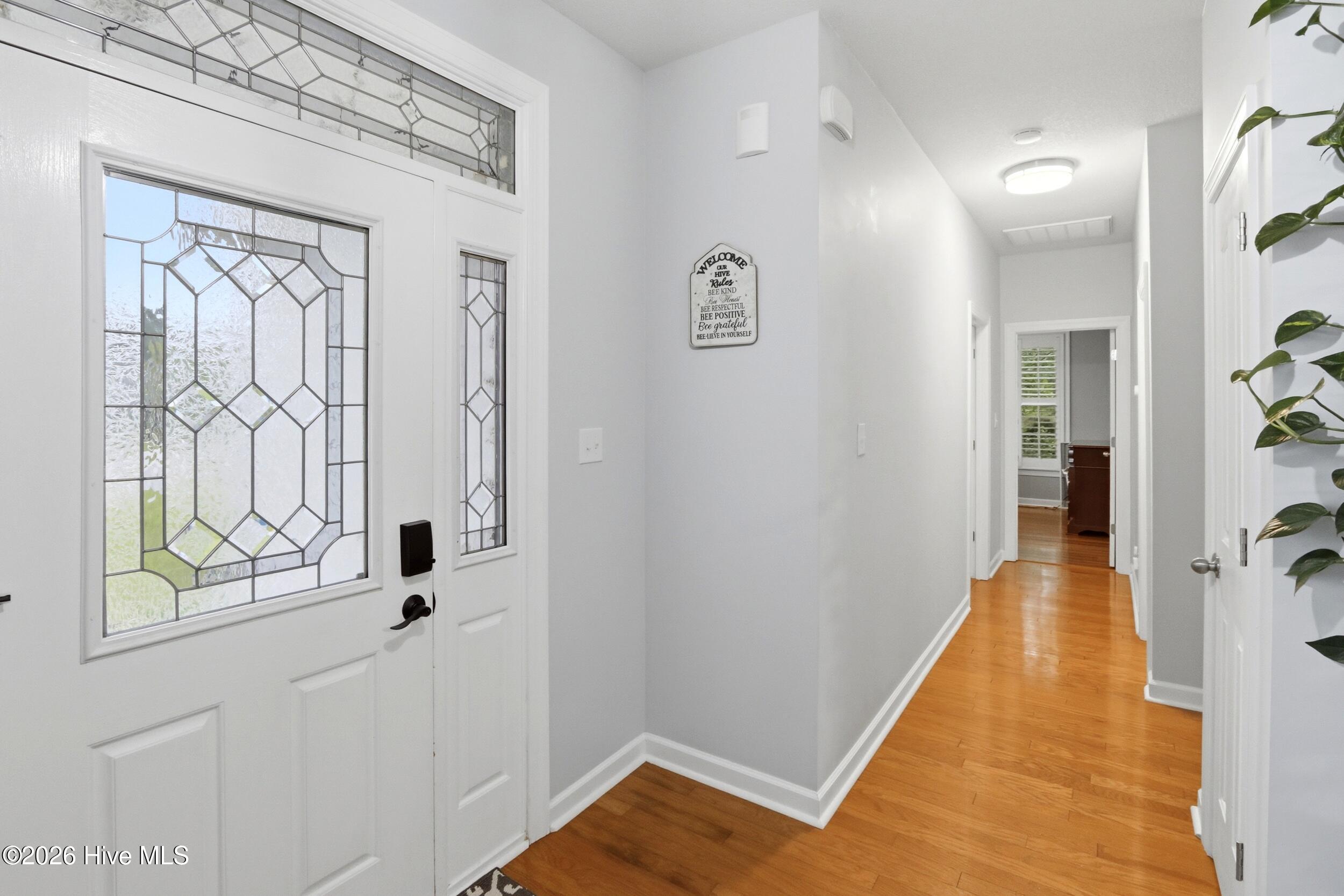 102 Kingswood Court