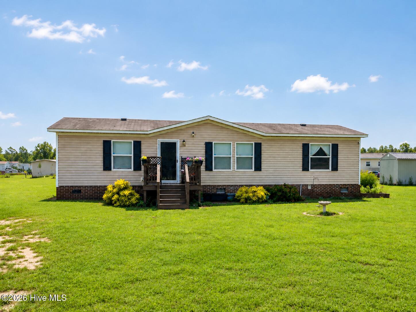 109 Dogwood Circle