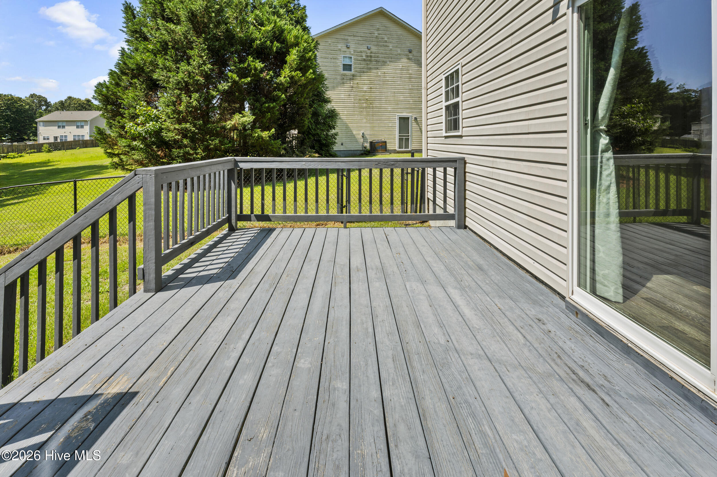 124 Briar Hollow Drive