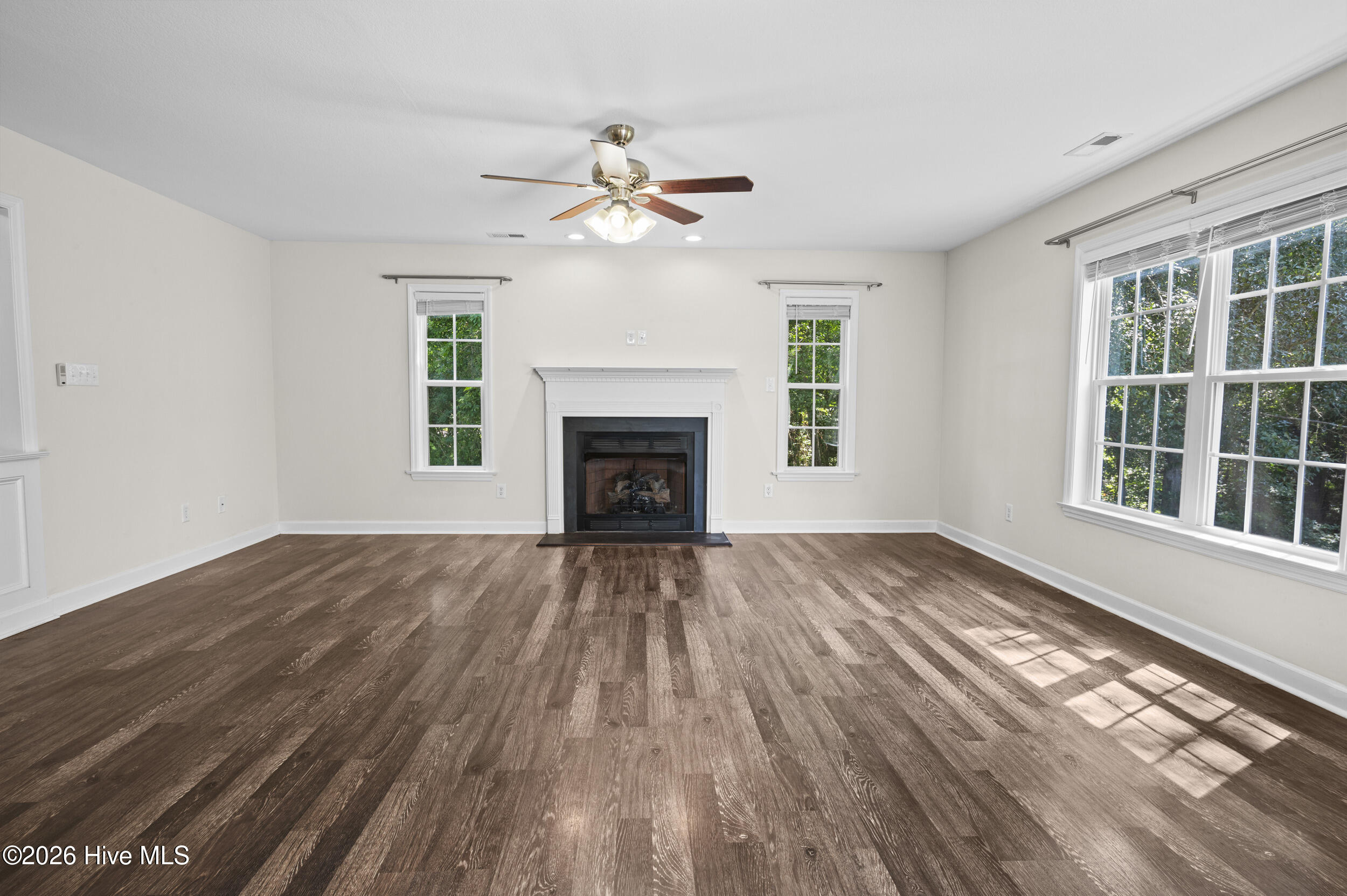 124 Briar Hollow Drive