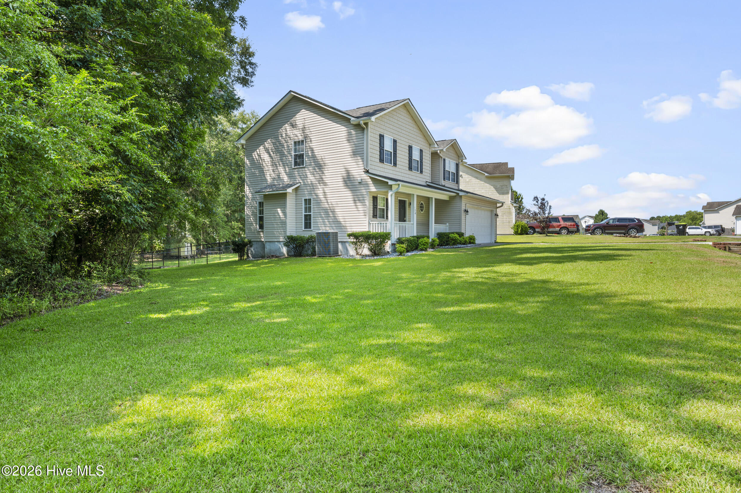 124 Briar Hollow Drive