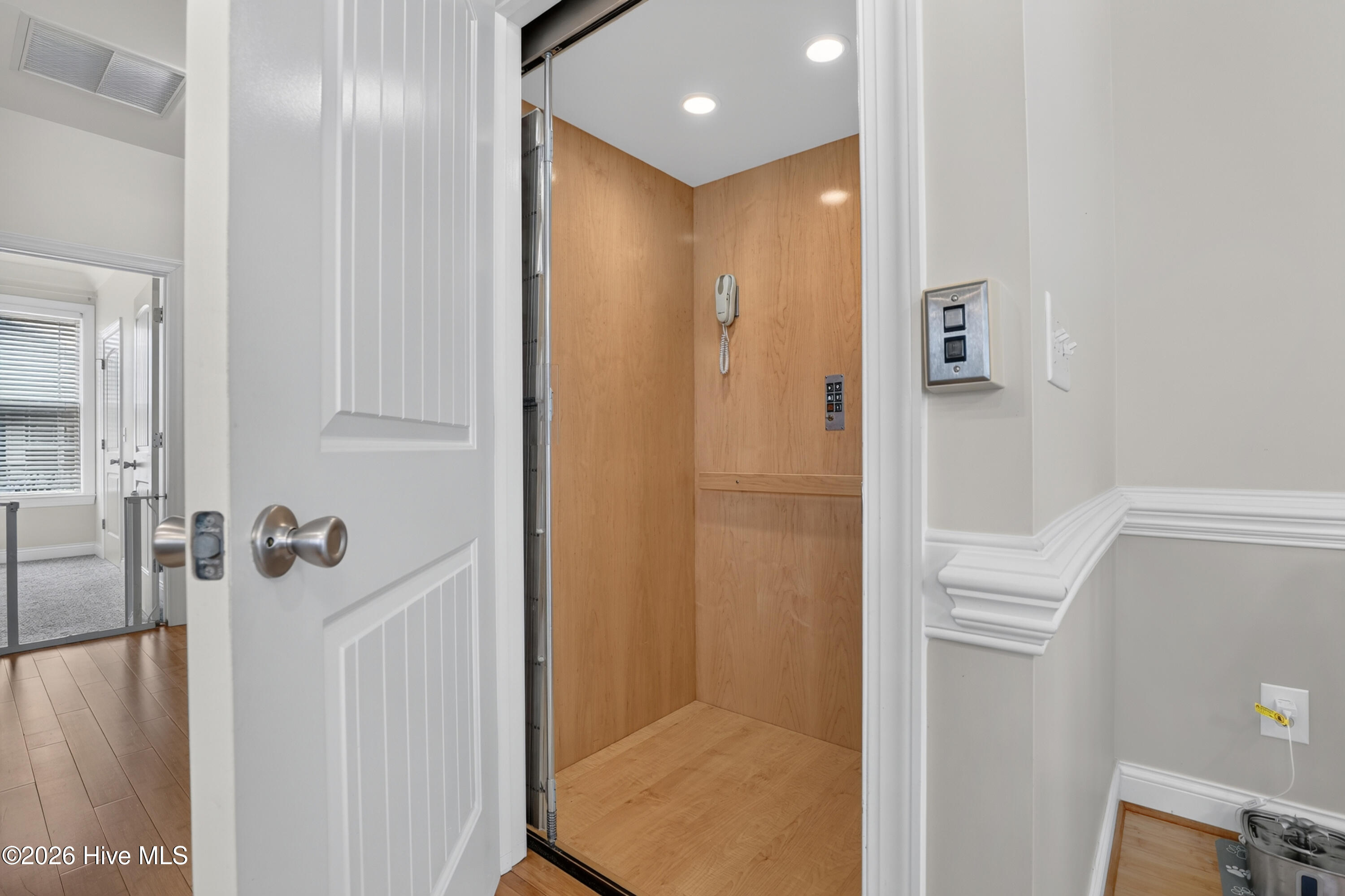 302 Vesta Court