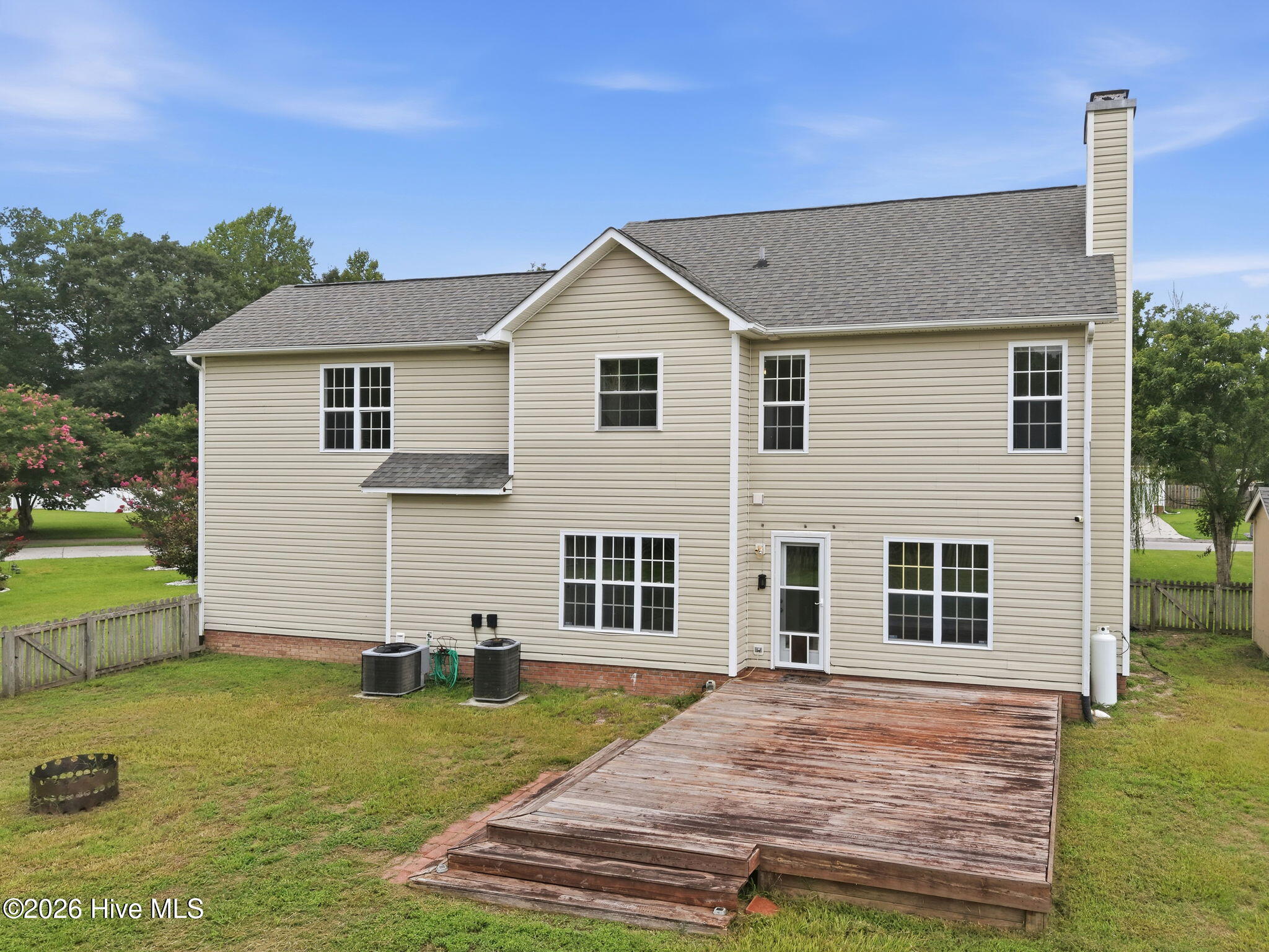 201 Bridlewood Drive