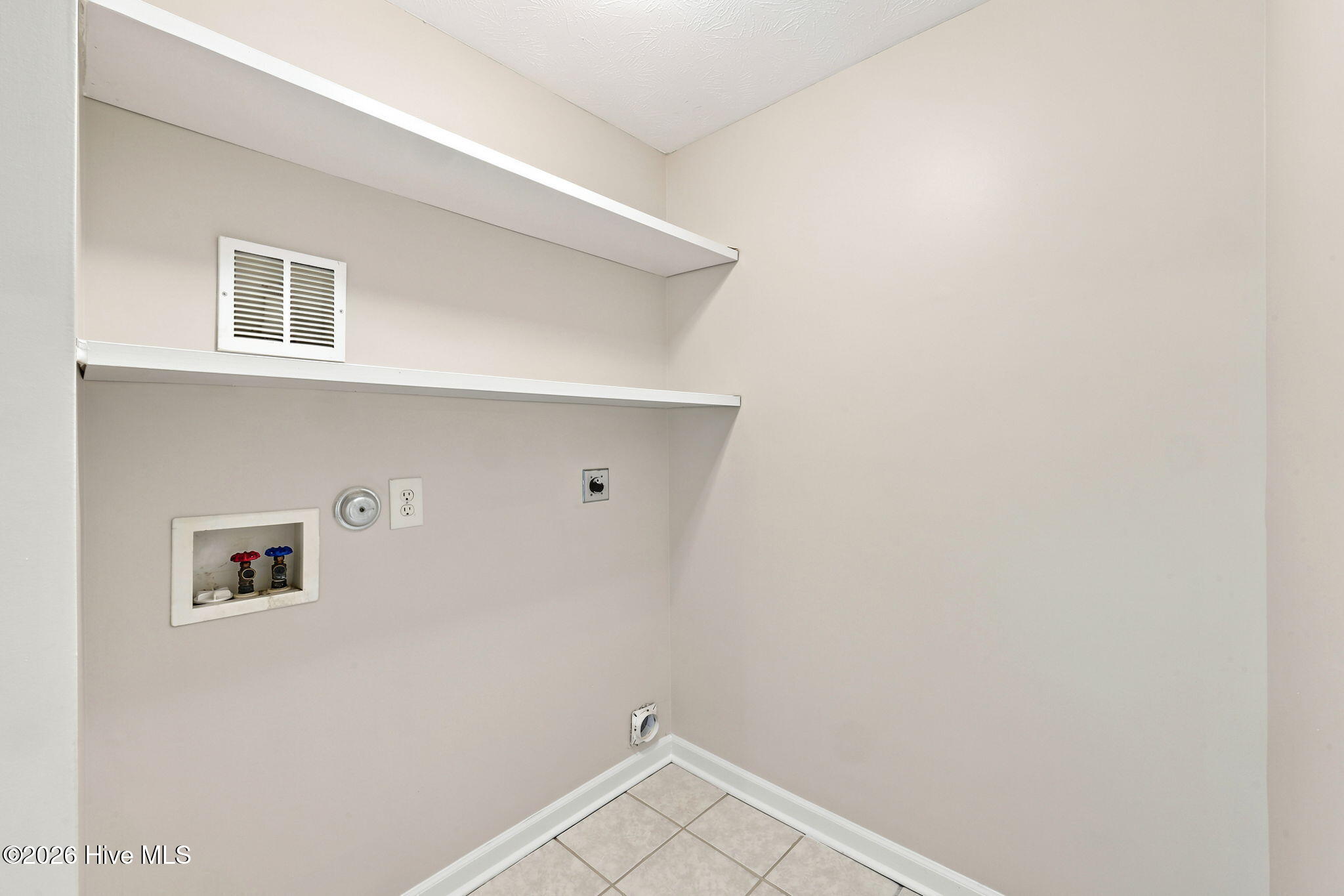 201 Bridlewood Drive